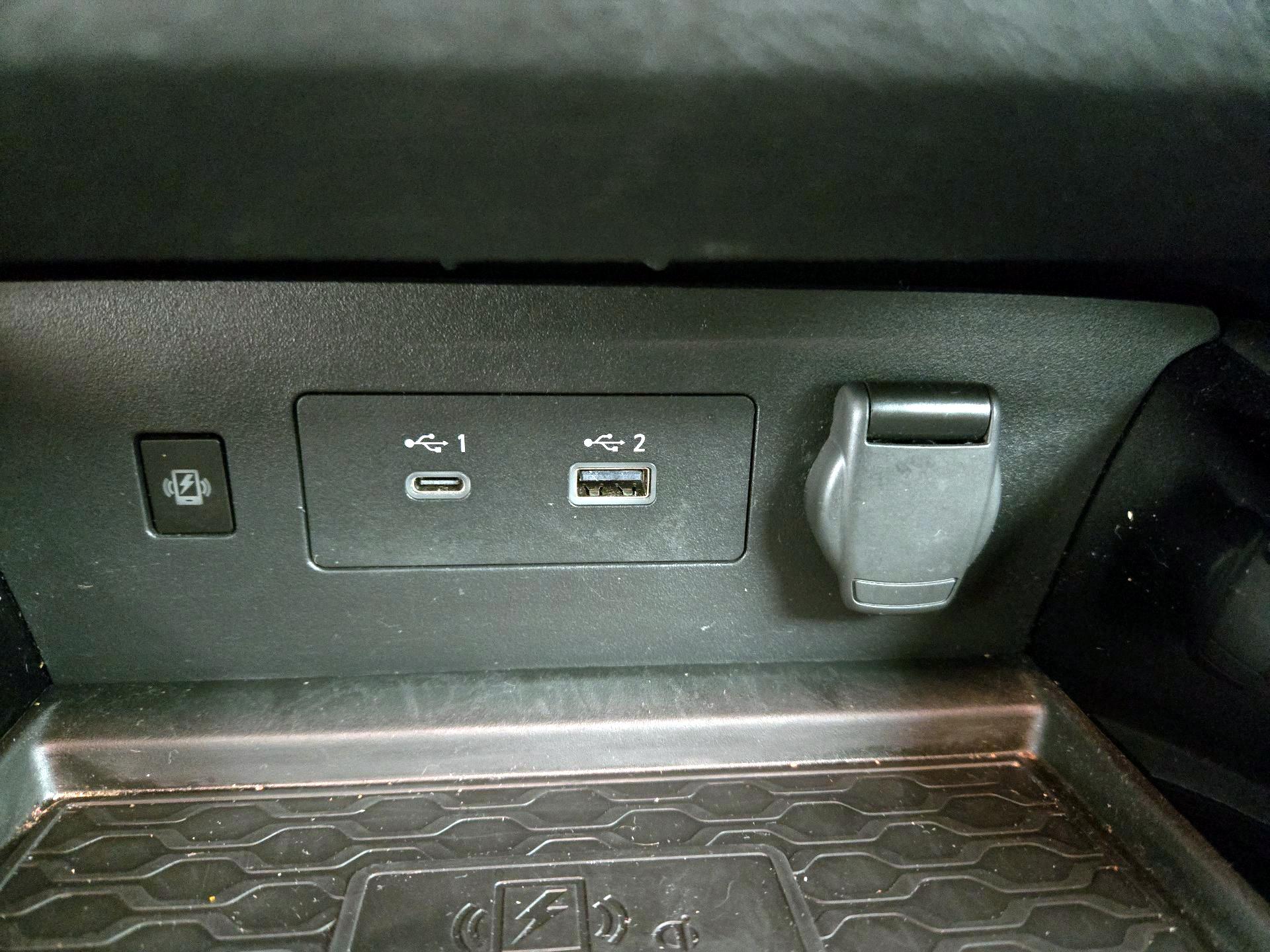 Thumbnail: 2023 Nissan Altima - 19