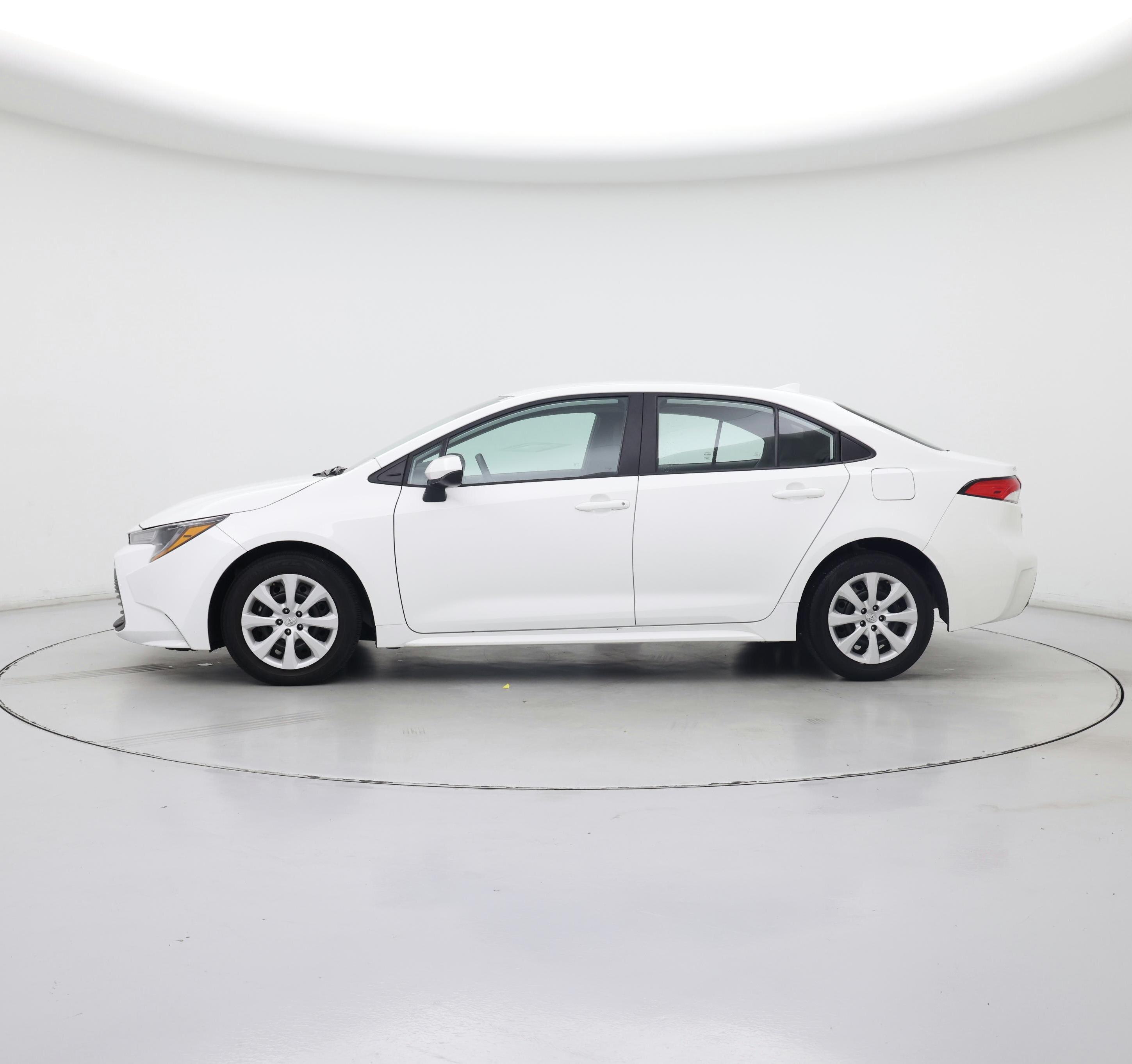 Thumbnail: 2024 Toyota Corolla - 3