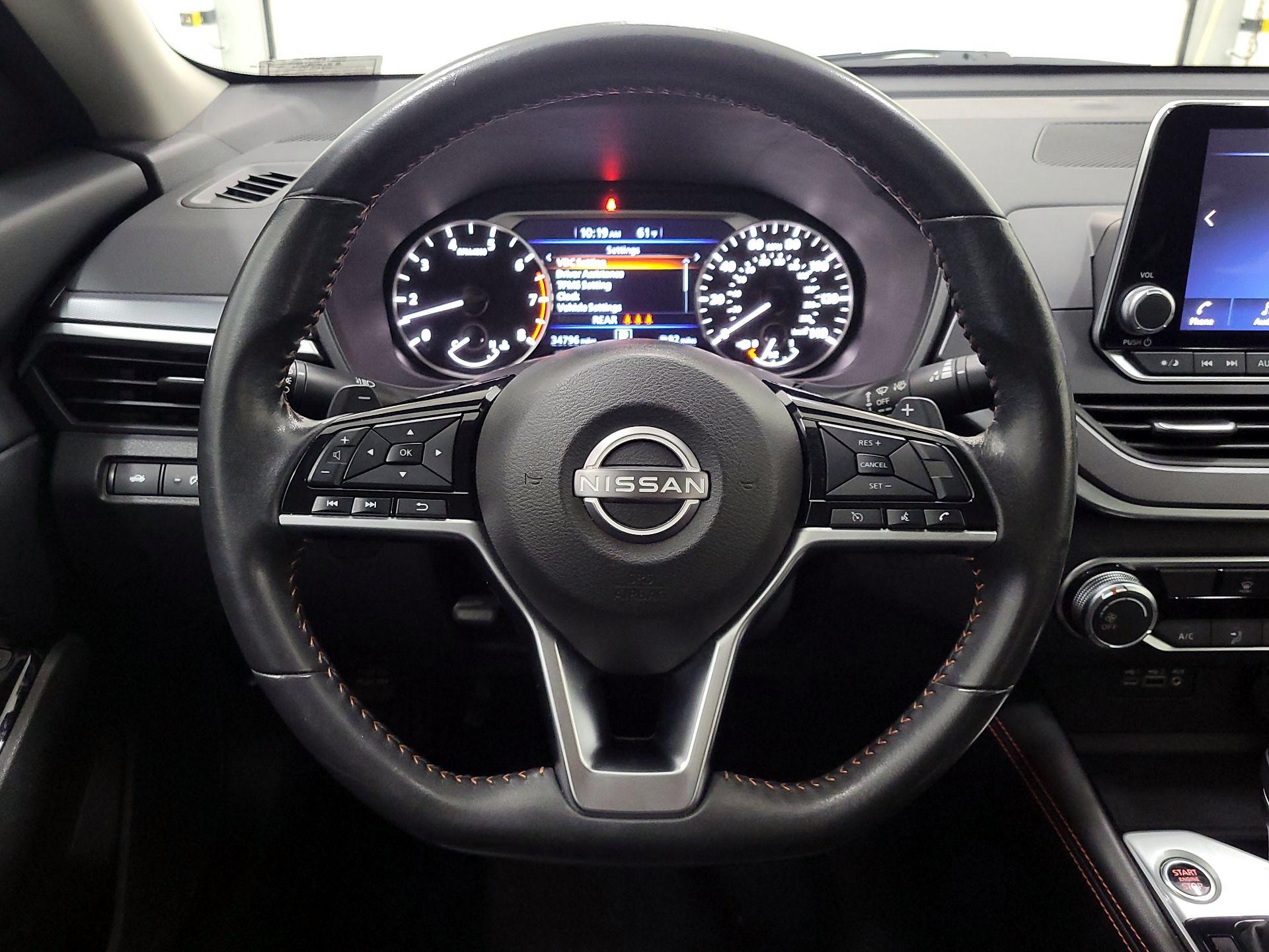 Thumbnail: 2023 Nissan Altima - 10