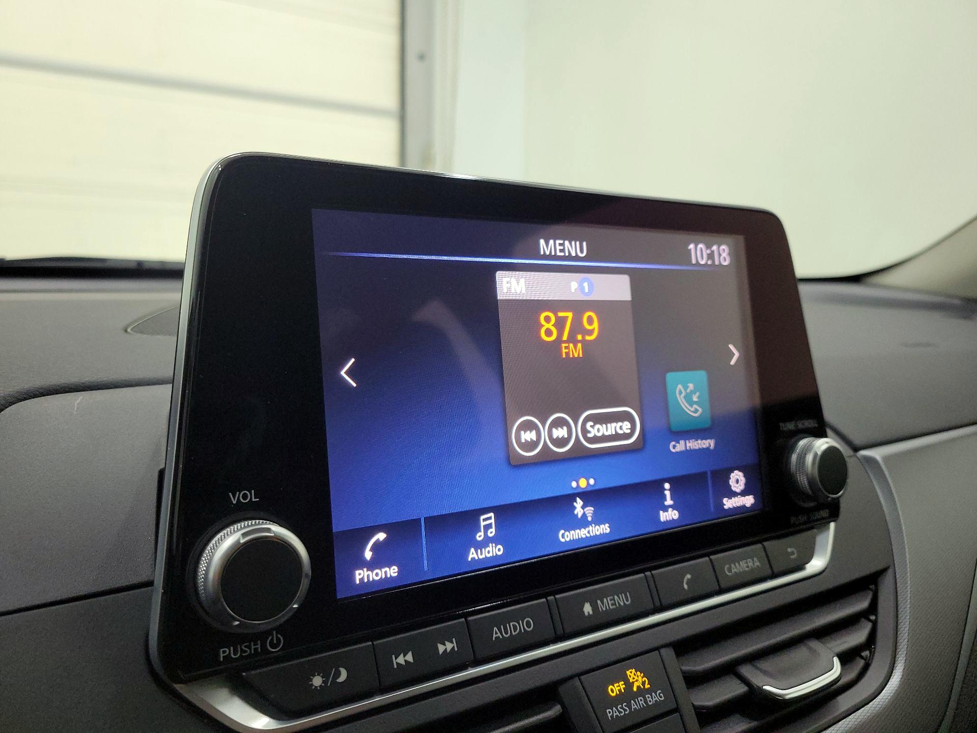 Thumbnail: 2023 Nissan Altima - 15