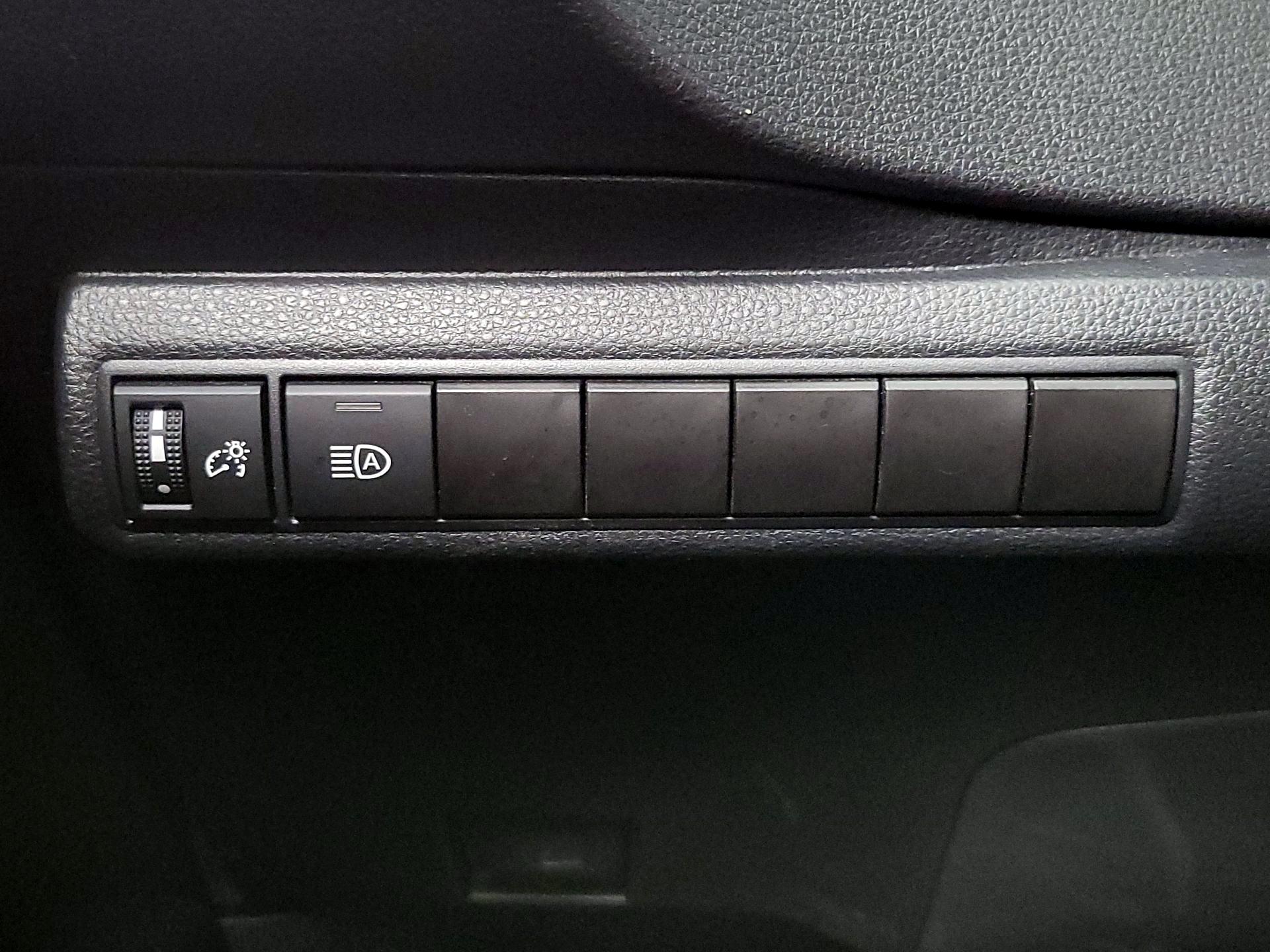 Thumbnail: 2024 Toyota Corolla - 13