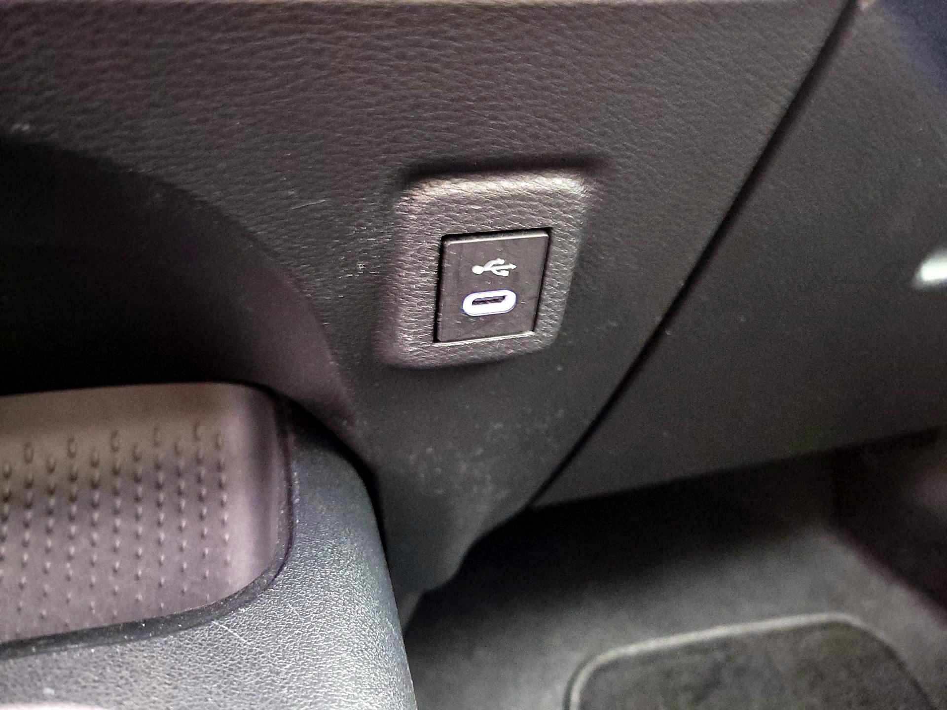 Thumbnail: 2024 Toyota Corolla - 18