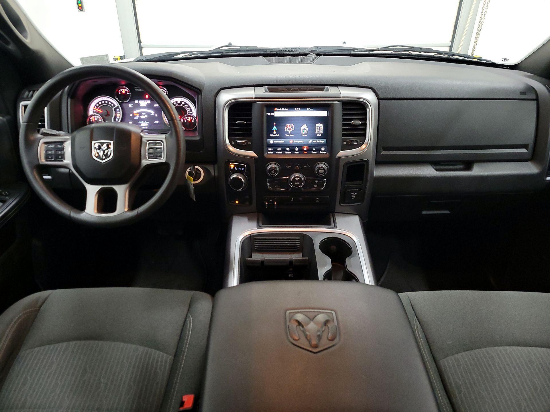 Thumbnail: 2023 RAM 1500 Classic - 9