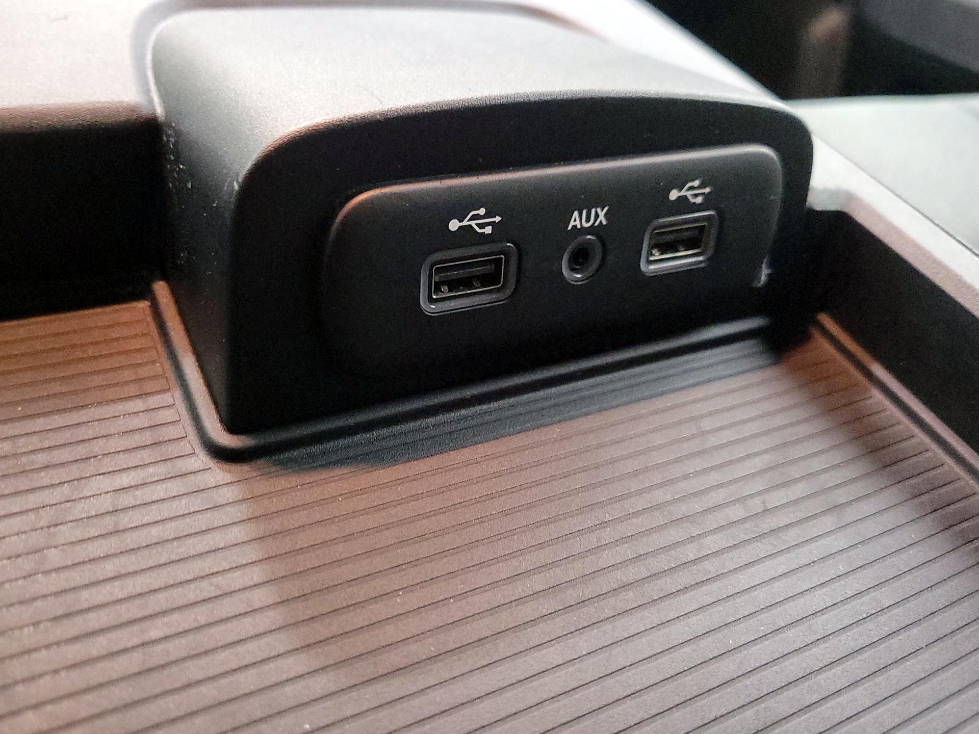 Thumbnail: 2023 RAM 1500 Classic - 19