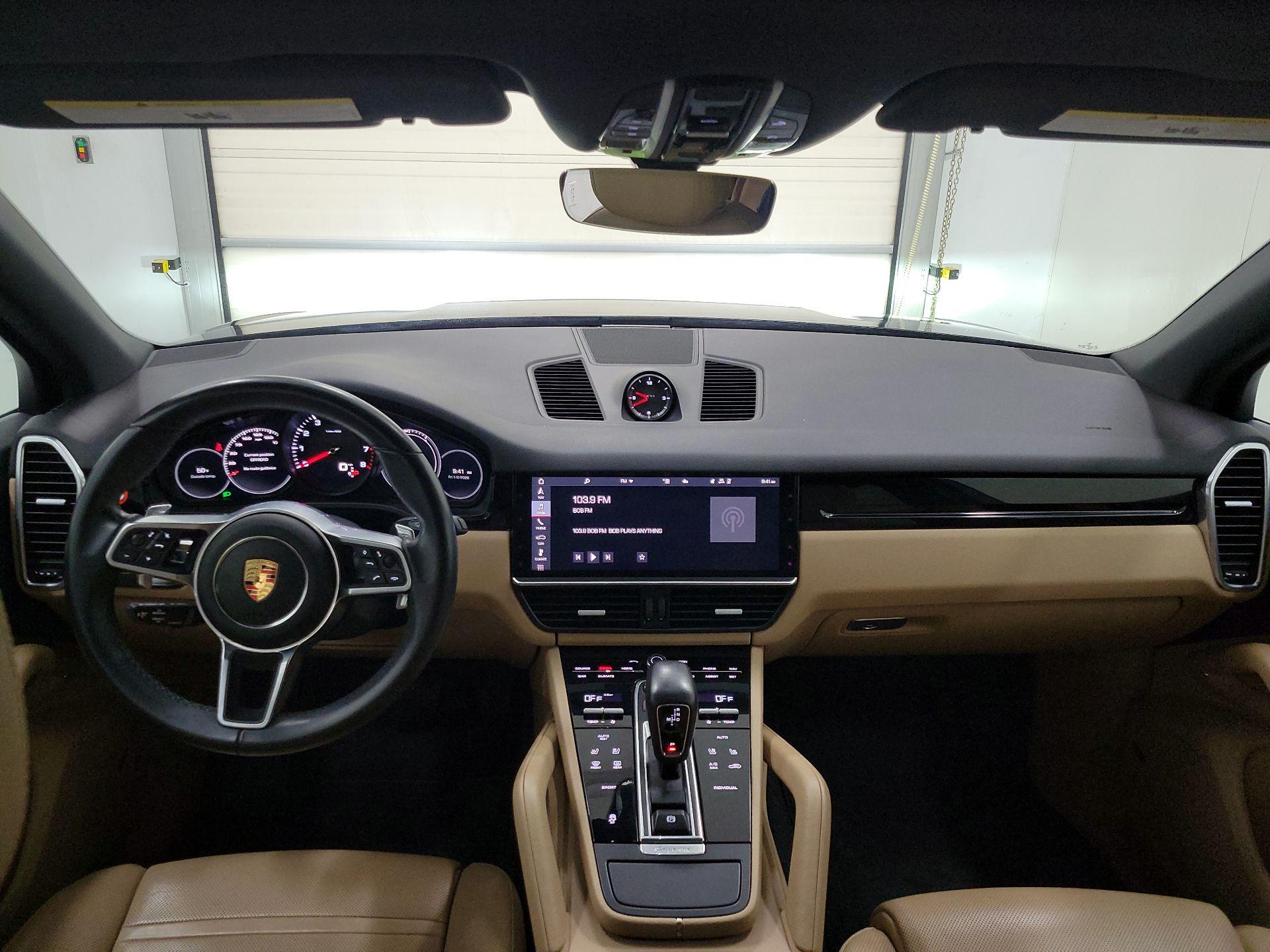 Thumbnail: 2020 Porsche Cayenne - 9