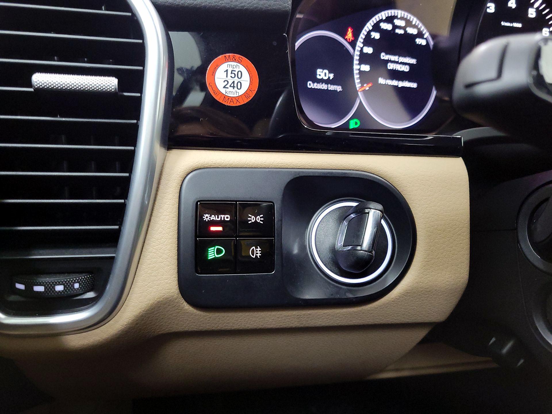 Thumbnail: 2020 Porsche Cayenne - 13