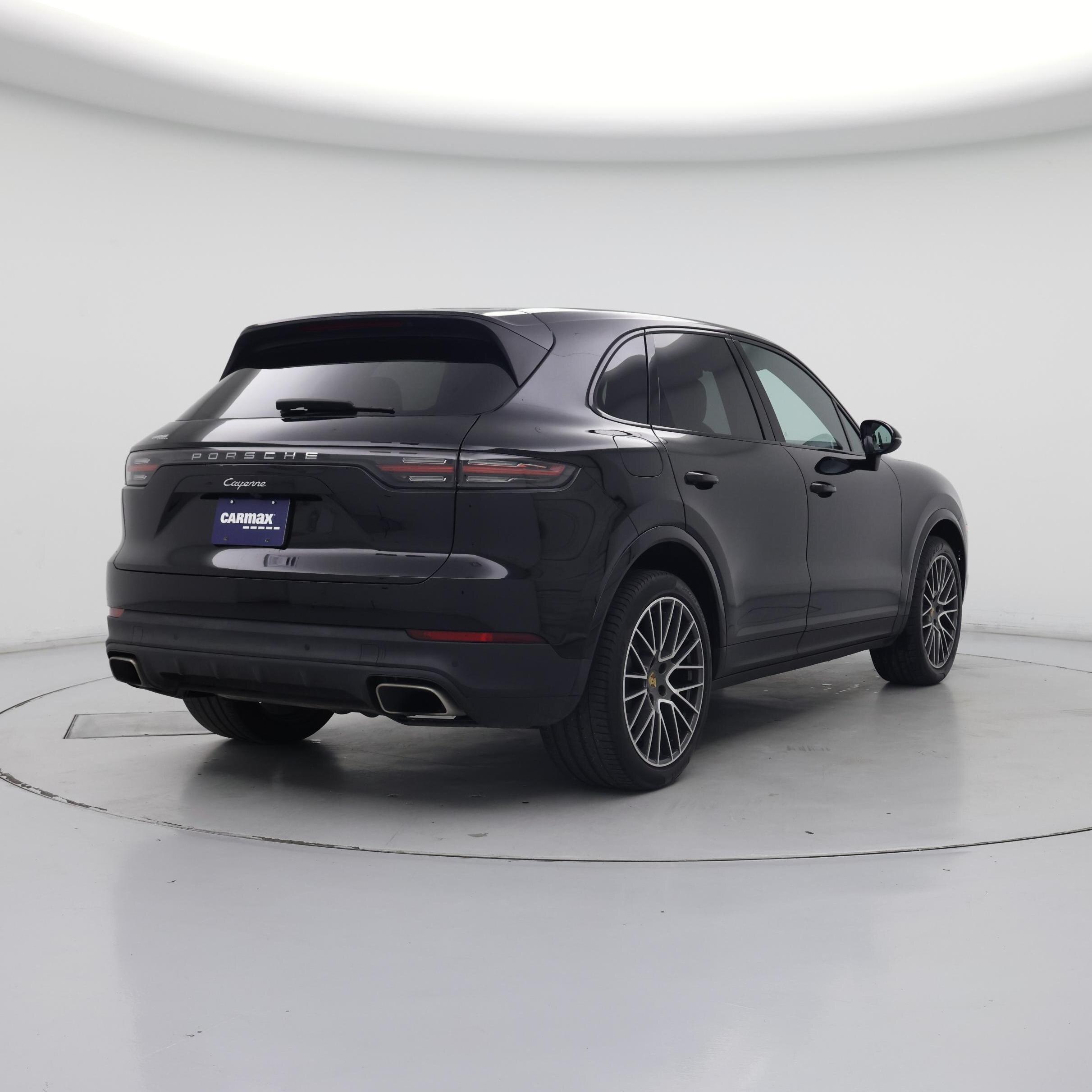 Thumbnail: 2020 Porsche Cayenne - 8