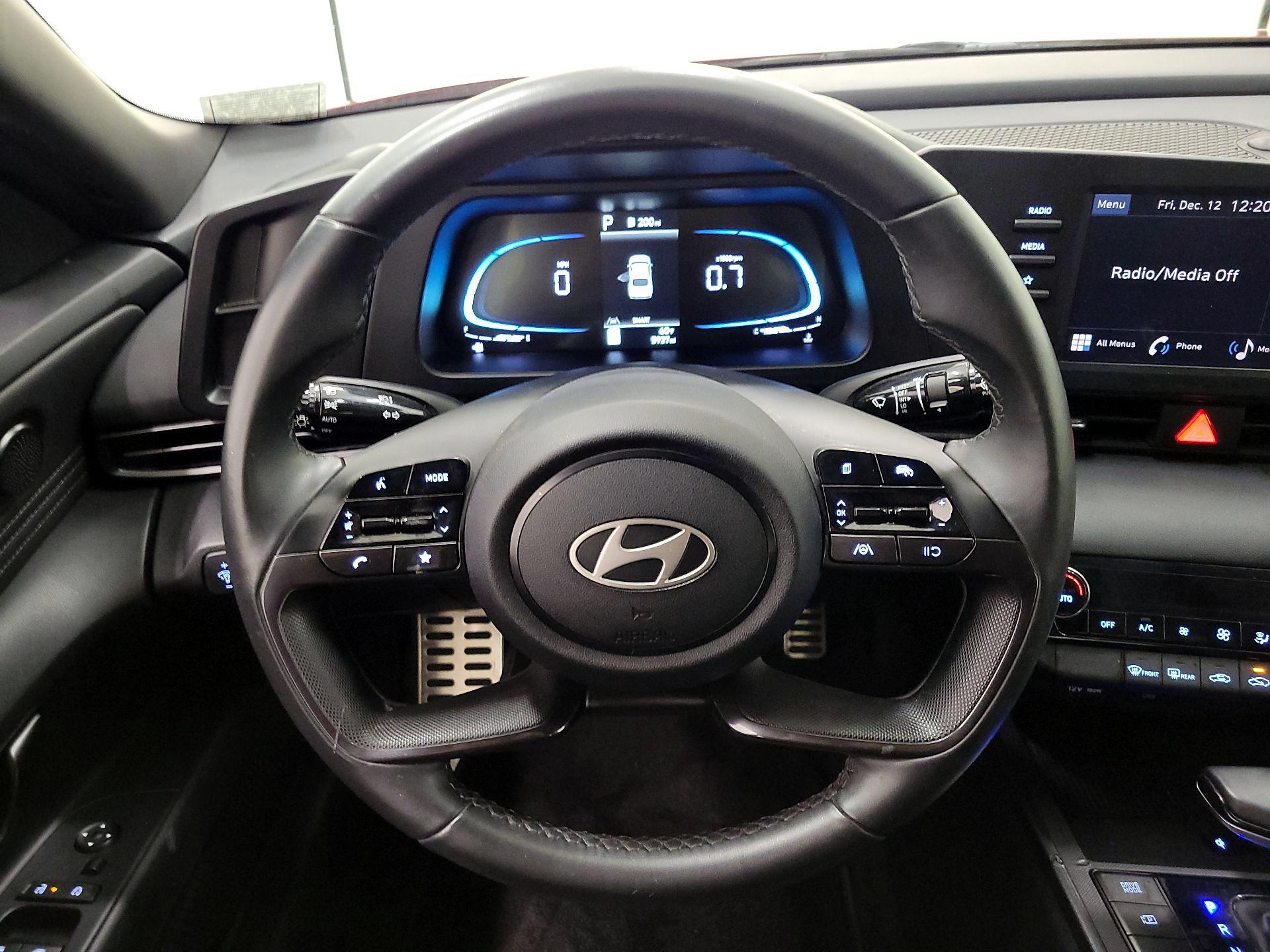 Thumbnail: 2025 Hyundai Elantra - 10