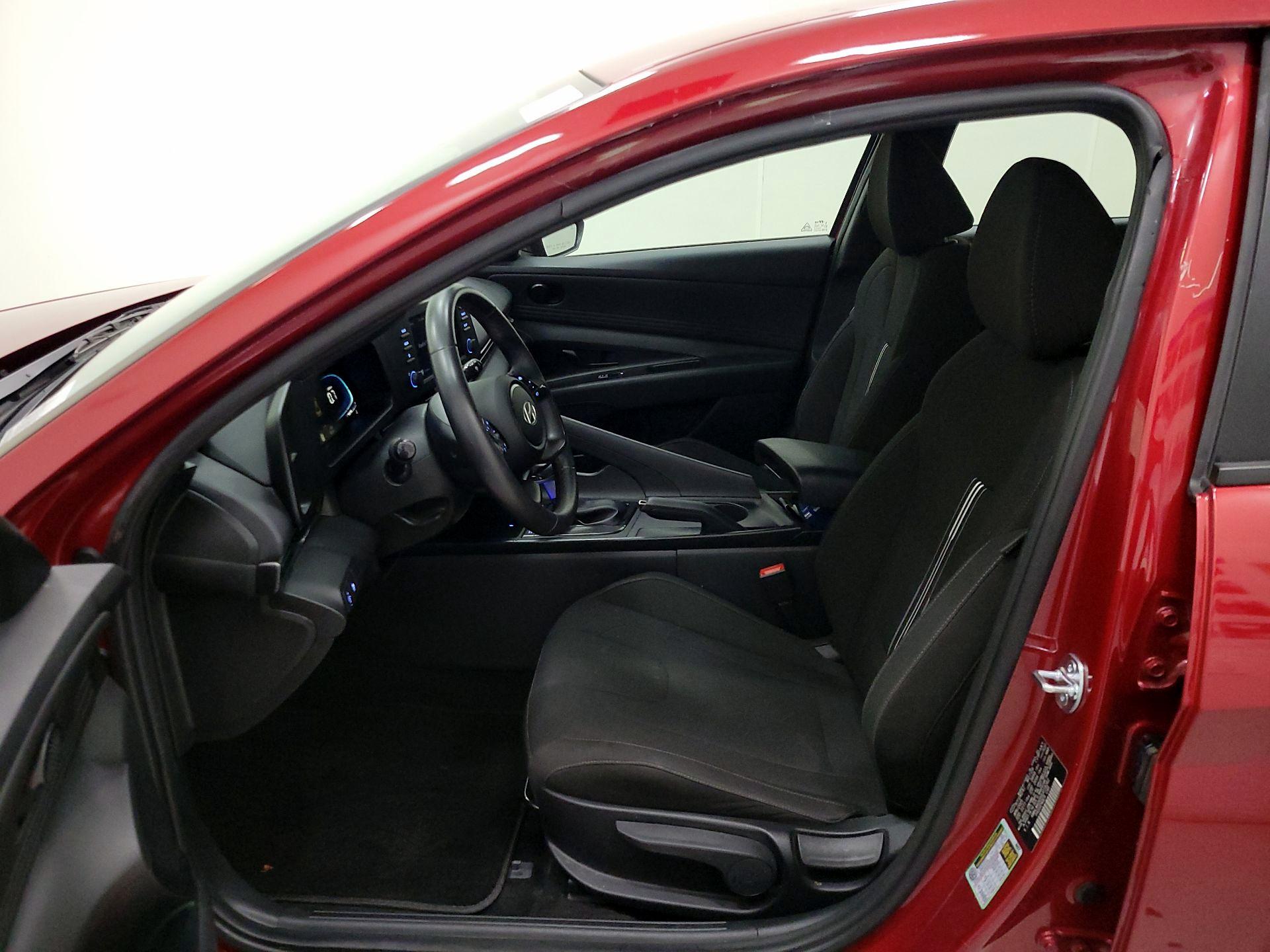 Thumbnail: 2025 Hyundai Elantra - 11