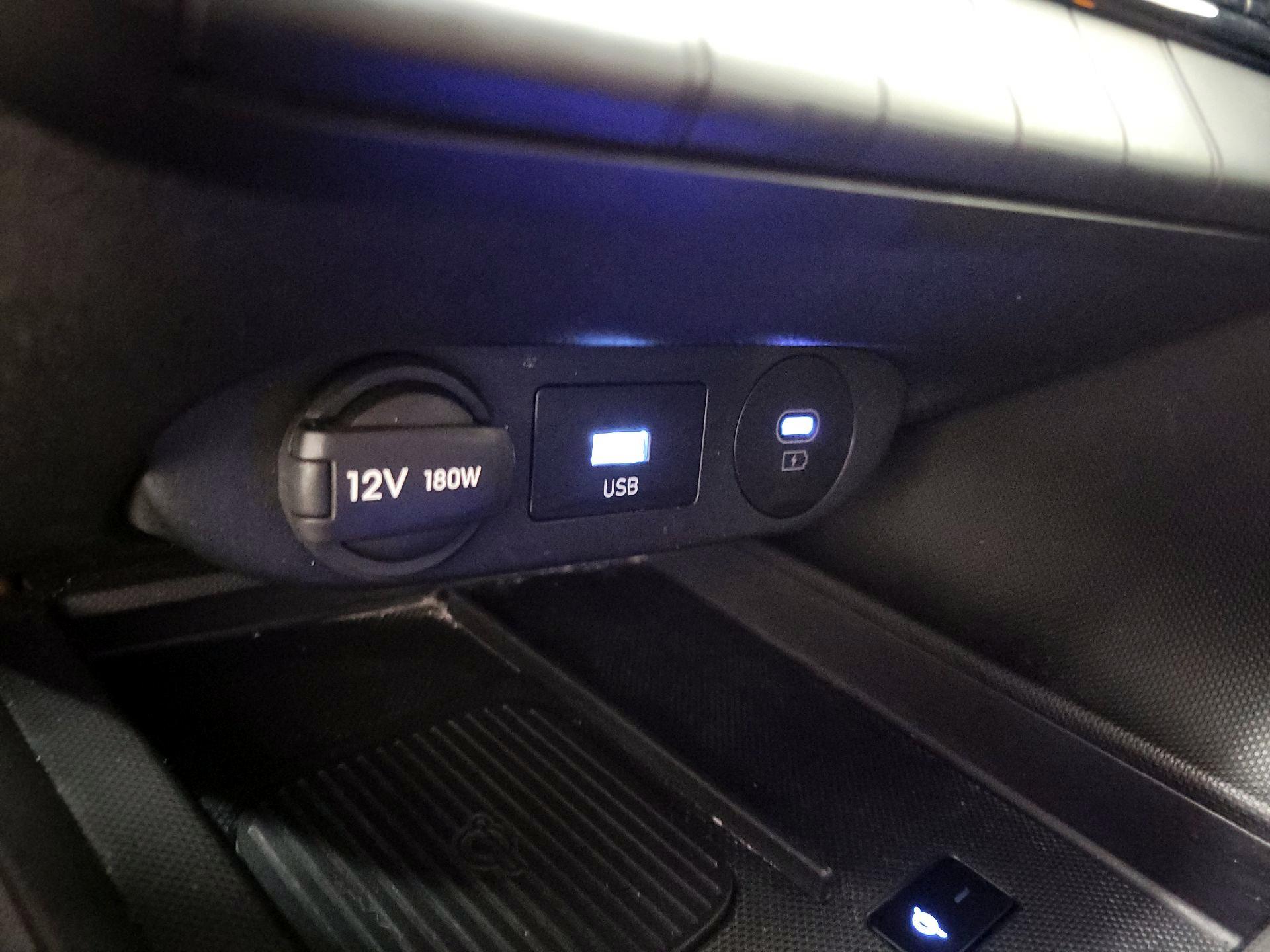 Thumbnail: 2025 Hyundai Elantra - 18