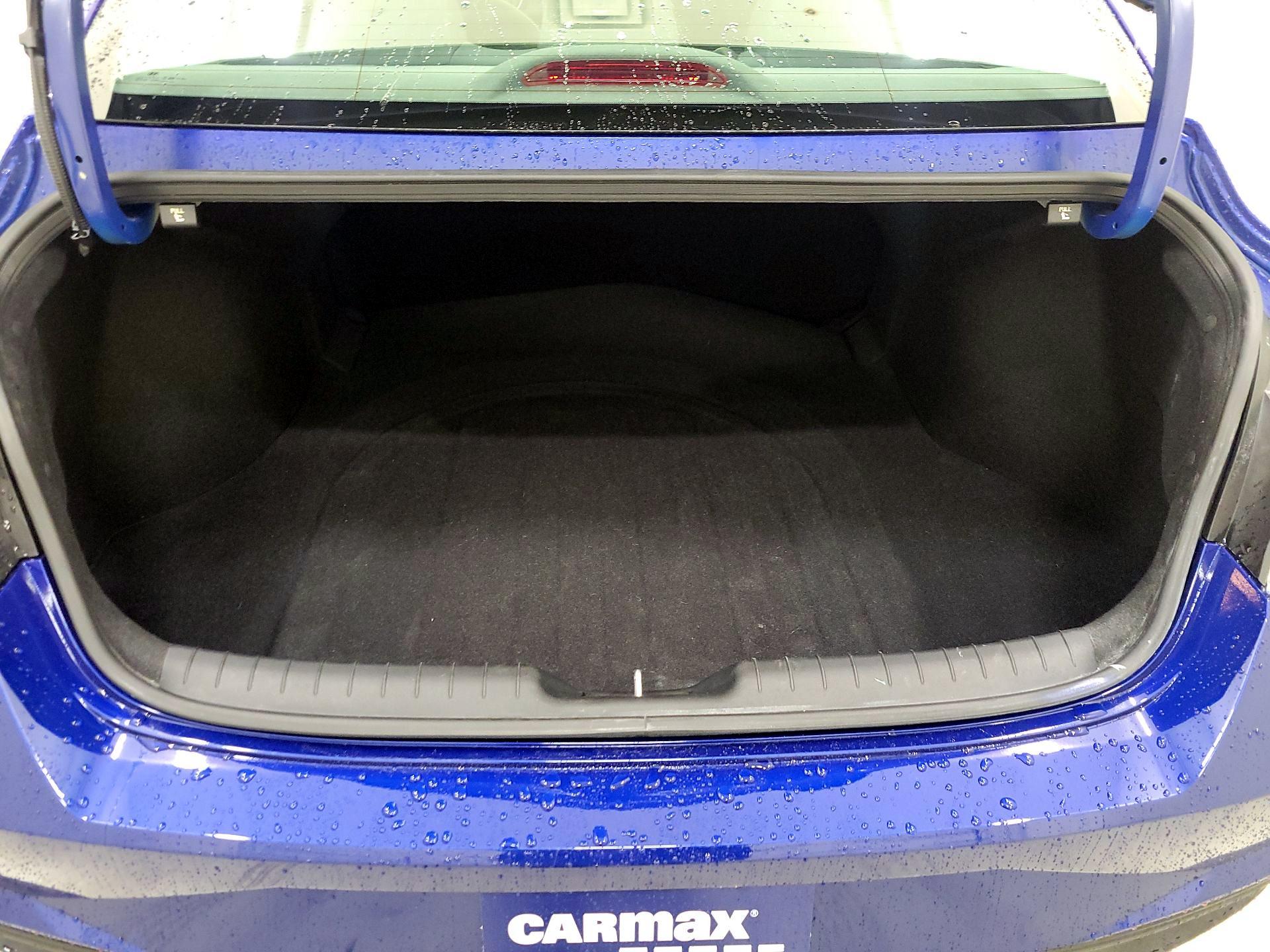 Thumbnail: 2023 Hyundai Elantra - 20