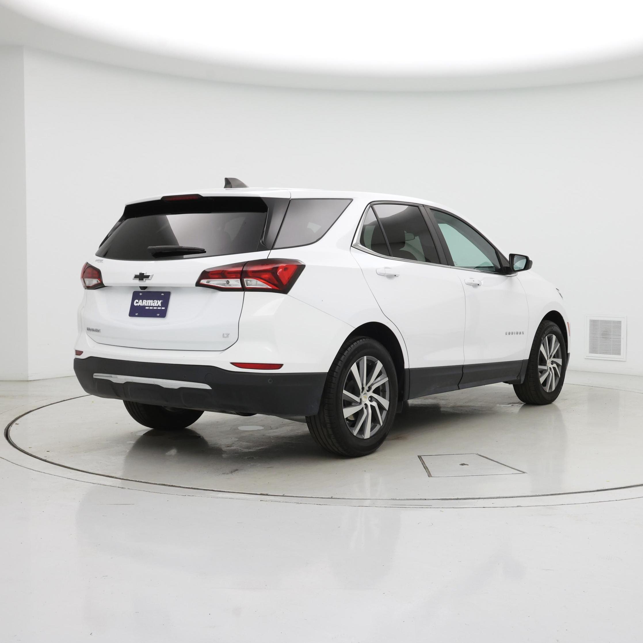 Thumbnail: 2022 Chevrolet Equinox - 8