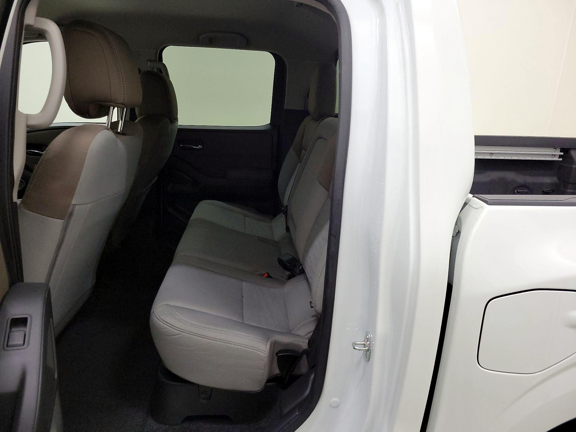 Thumbnail: 2023 Nissan Frontier - 19