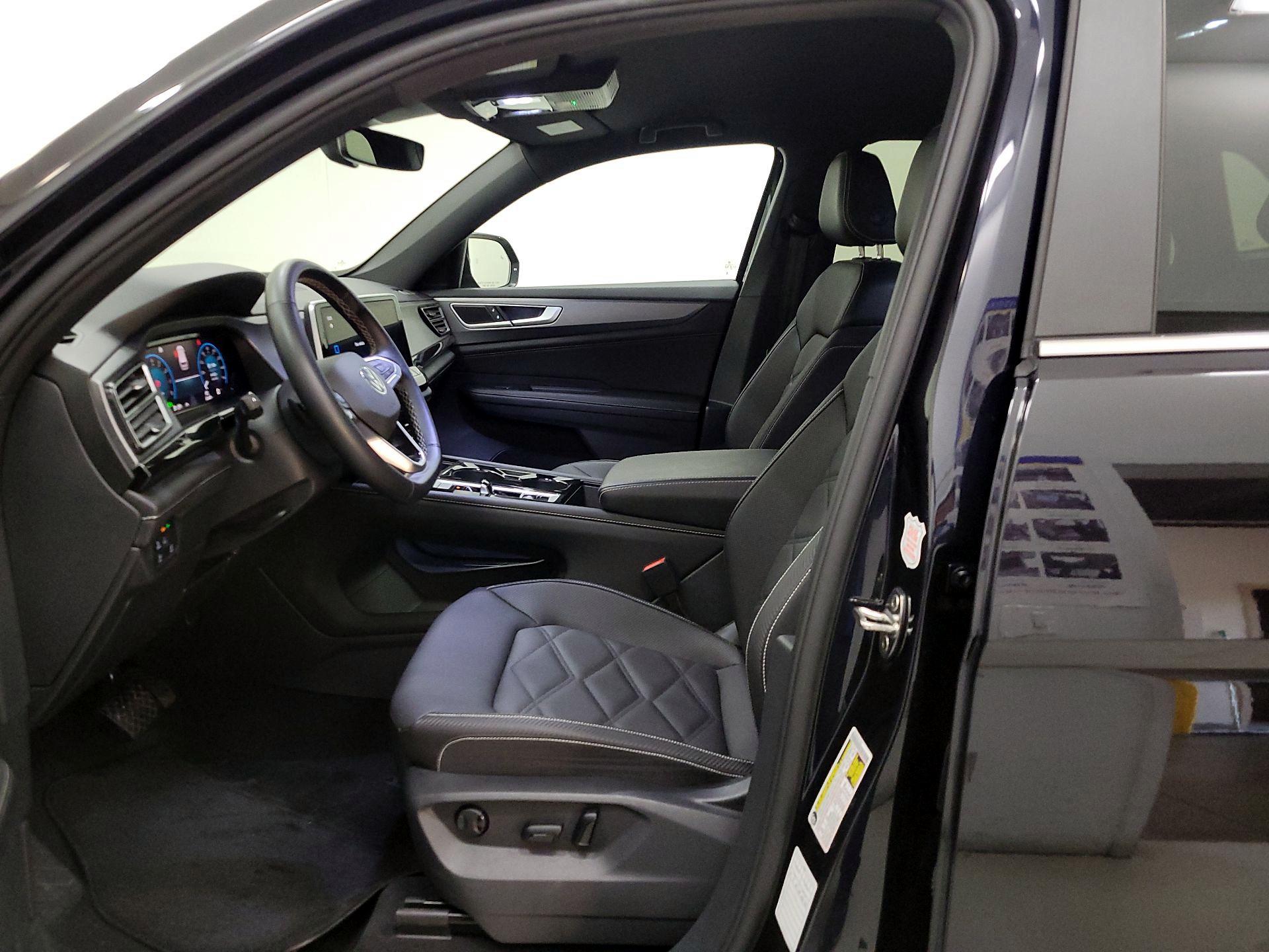 Thumbnail: 2025 Volkswagen Atlas - 11