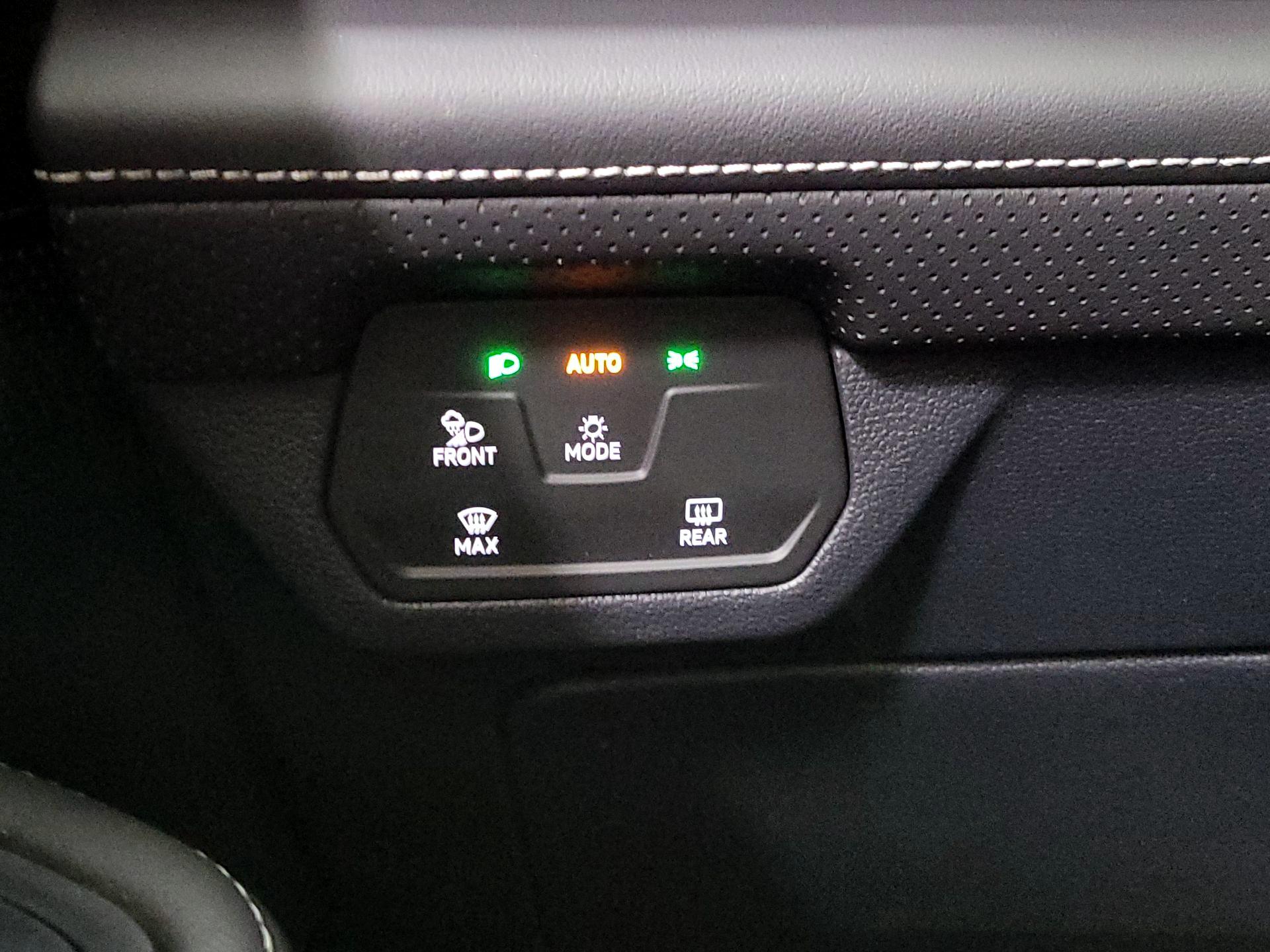 Thumbnail: 2025 Volkswagen Atlas - 13