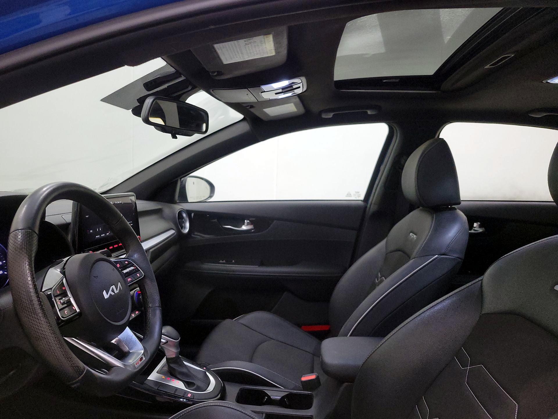 Thumbnail: 2022 Kia Forte - 20