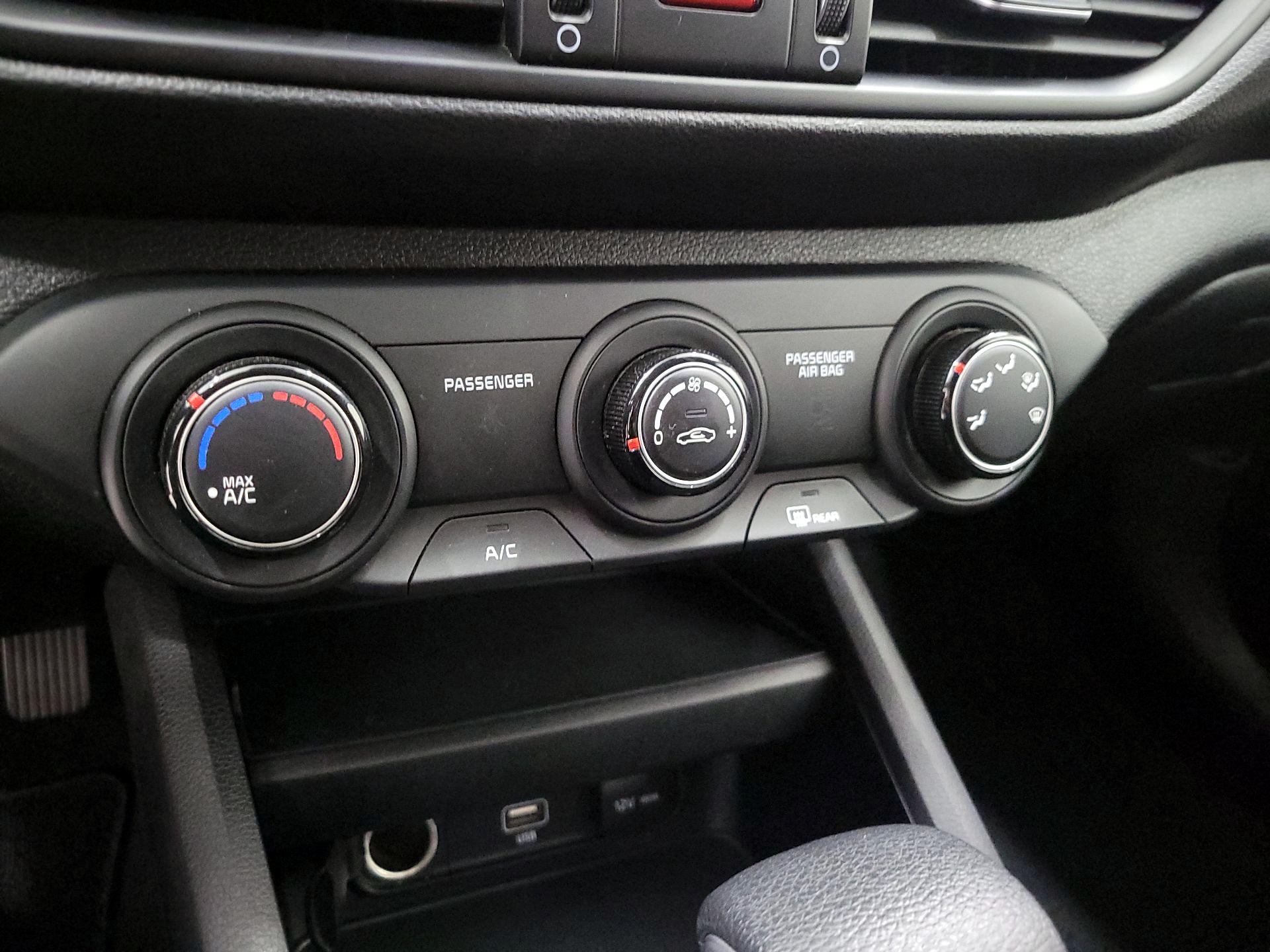 Thumbnail: 2023 Kia Forte - 16