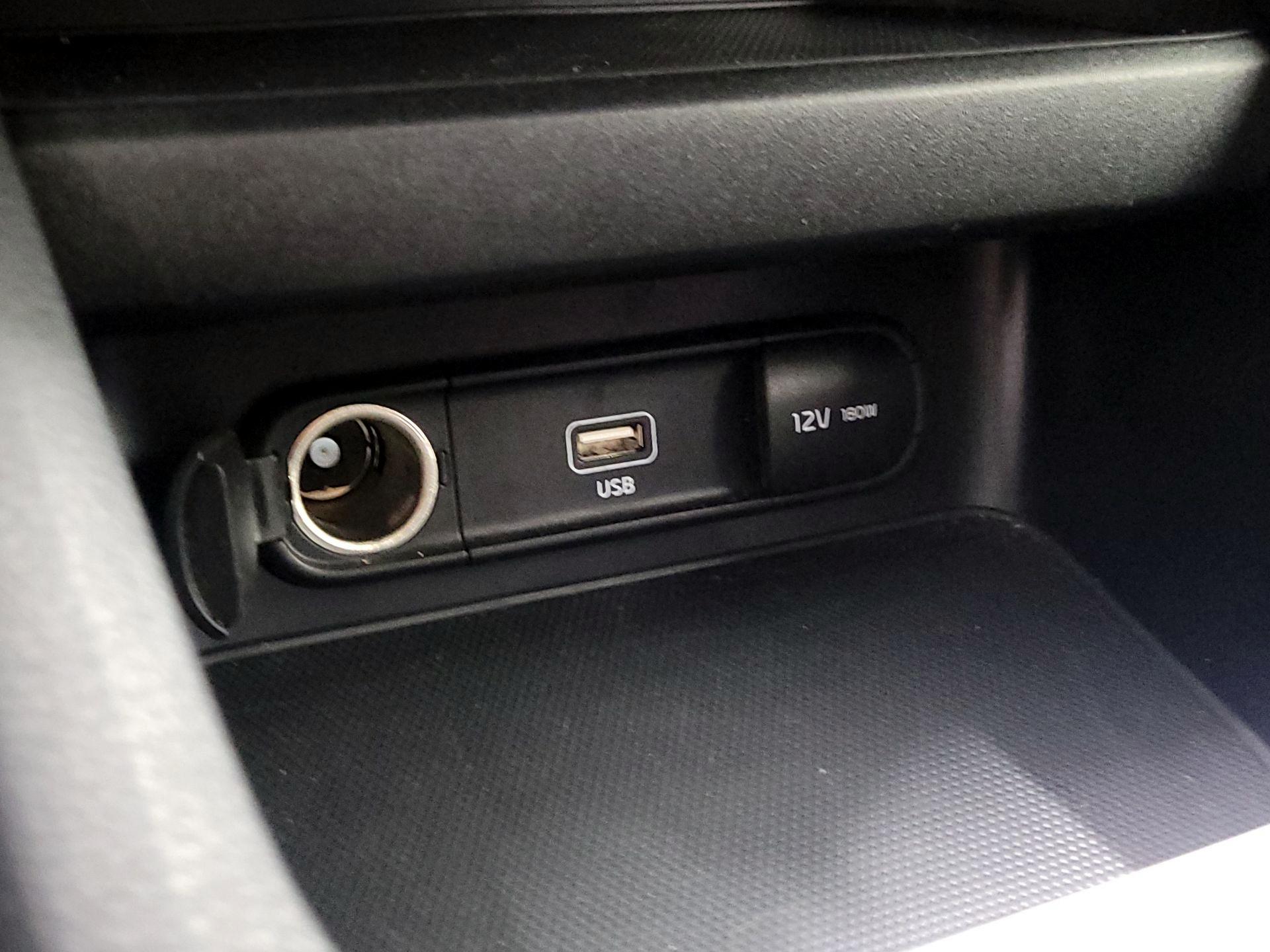 Thumbnail: 2023 Kia Forte - 18