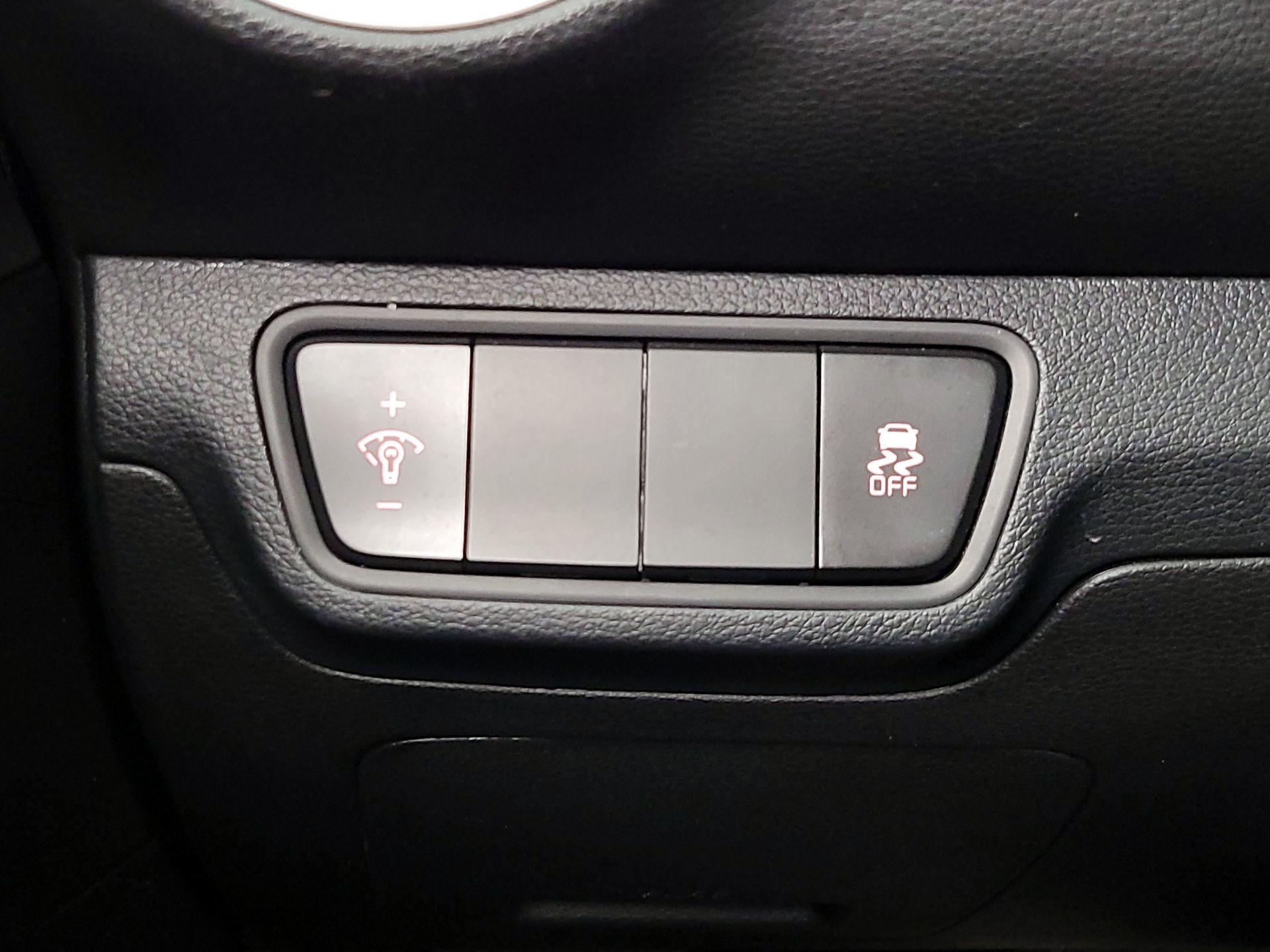 Thumbnail: 2024 Kia Forte - 13