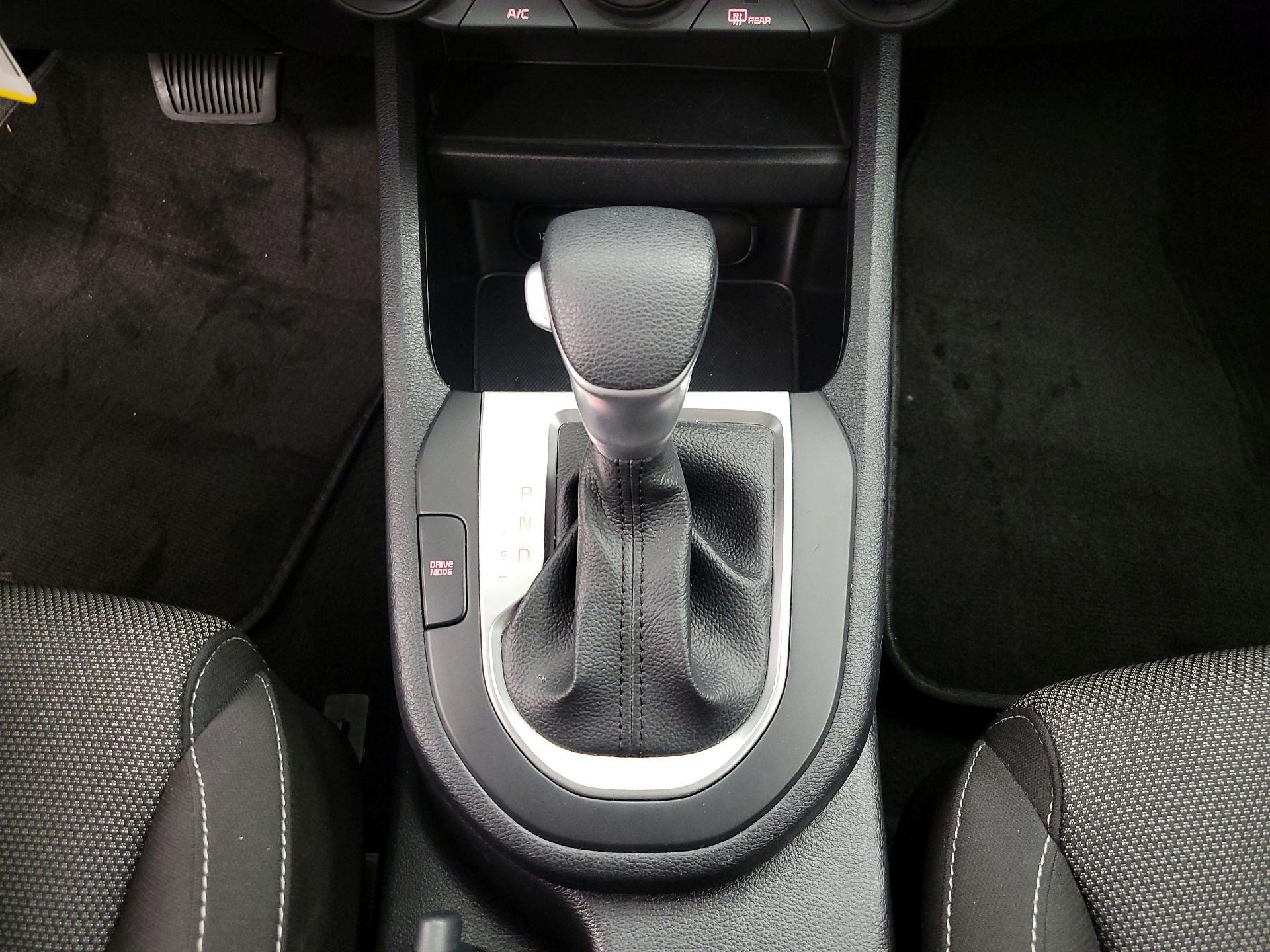 Thumbnail: 2024 Kia Forte - 17