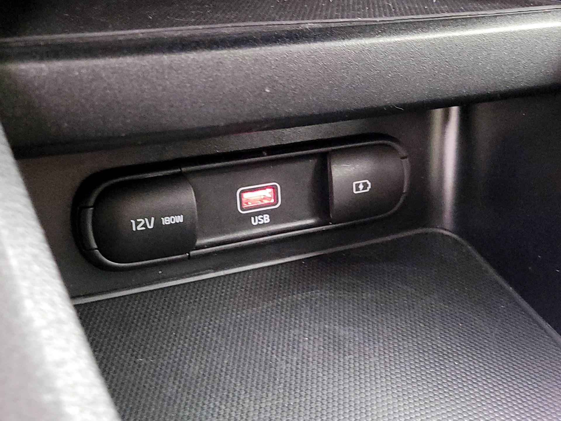 Thumbnail: 2024 Kia Forte - 18