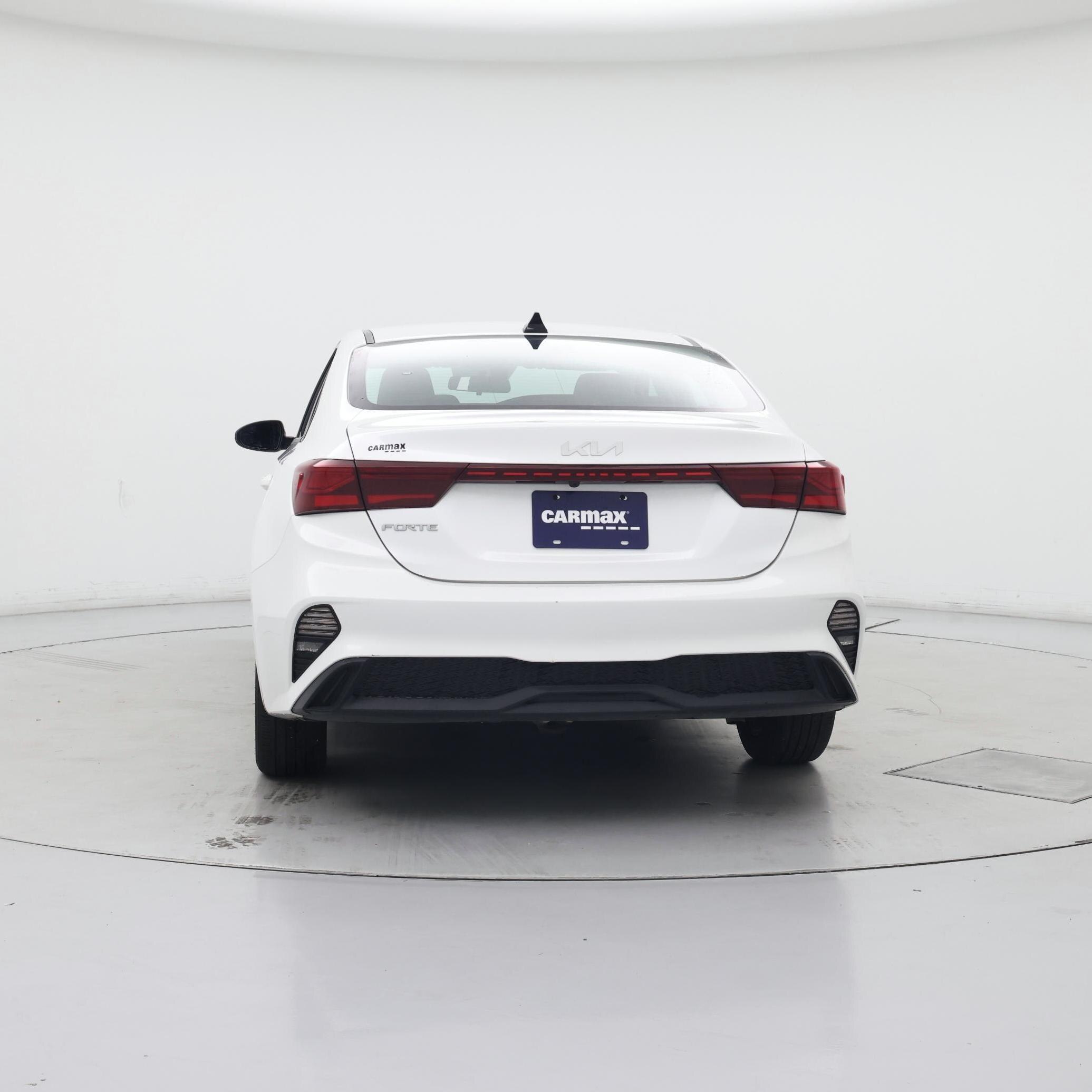 Thumbnail: 2024 Kia Forte - 6