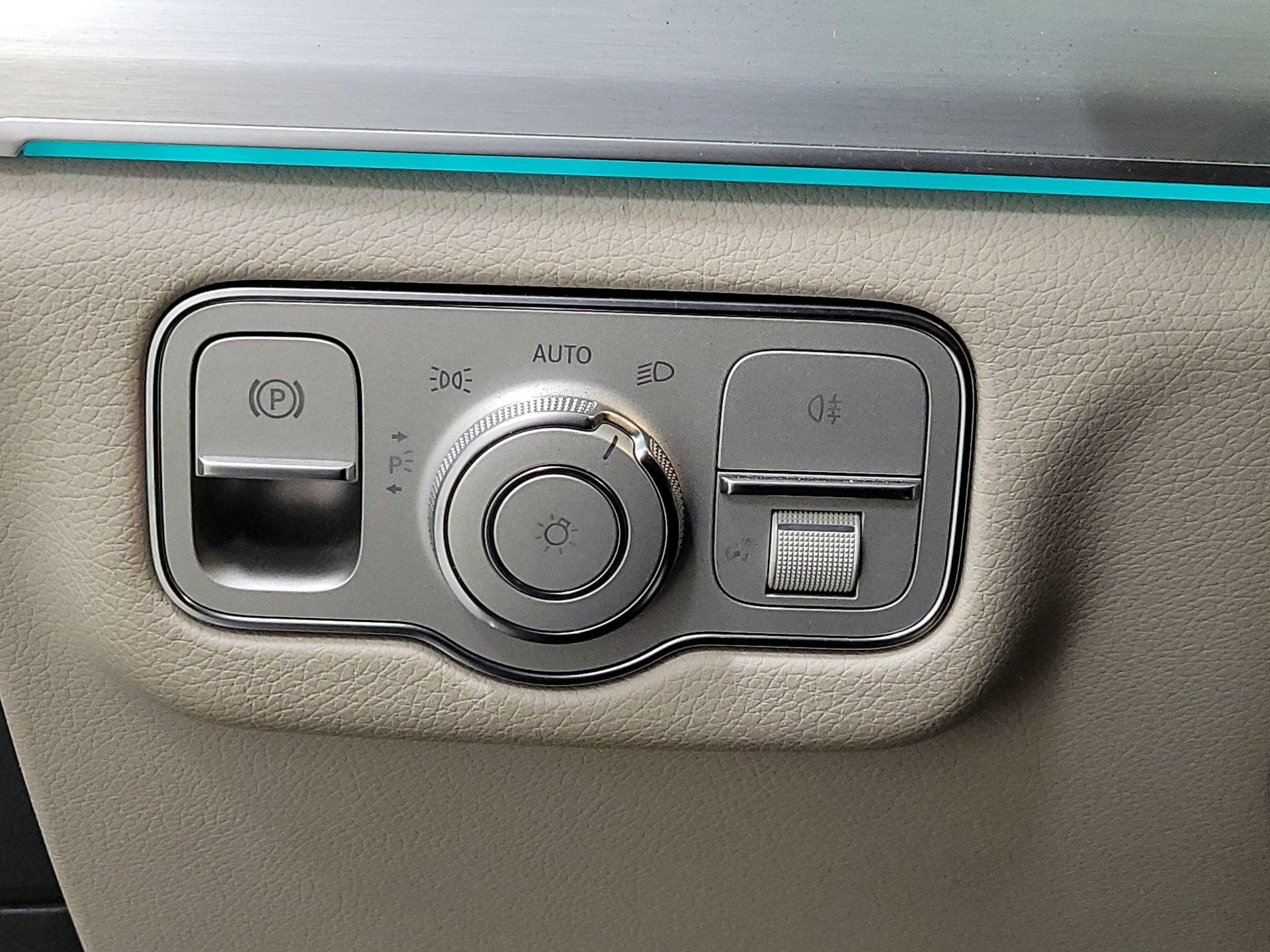 Thumbnail: 2021 Mercedes-Benz GLE - 13