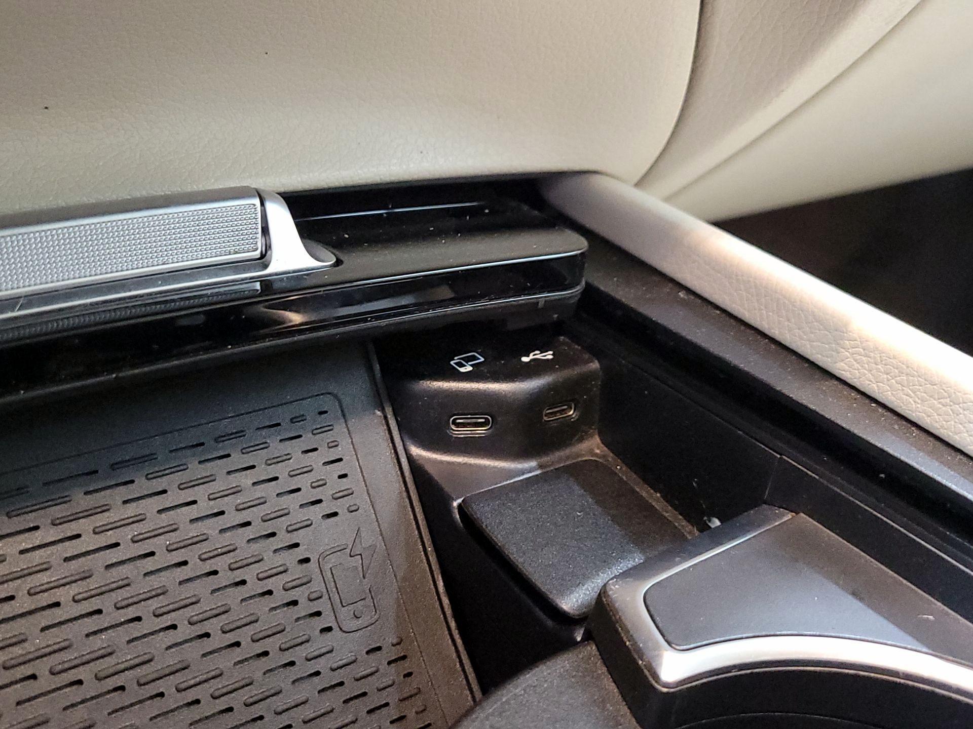 Thumbnail: 2021 Mercedes-Benz GLE - 19