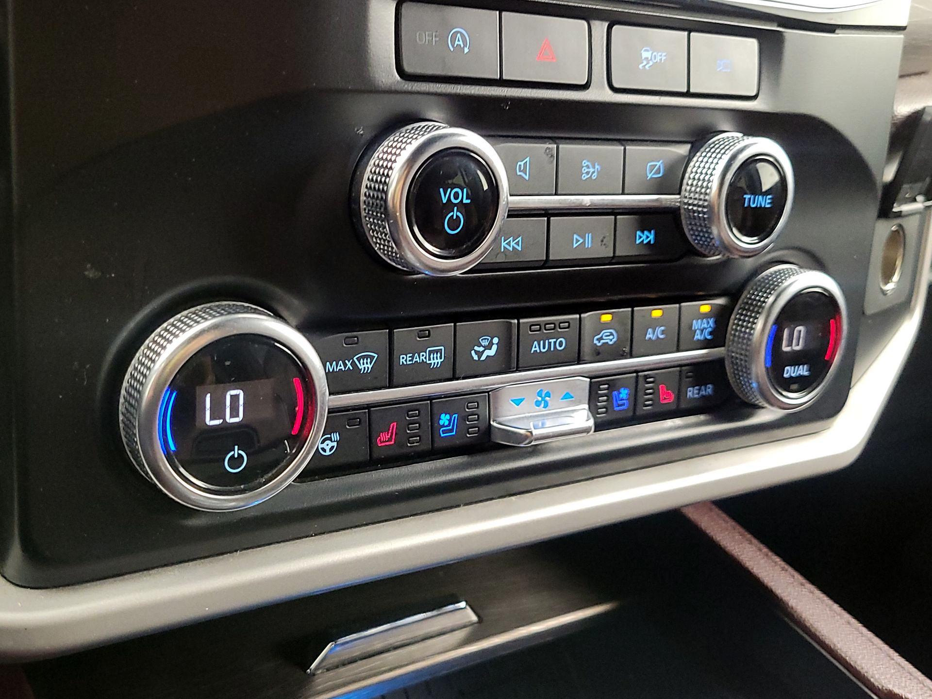 Thumbnail: 2024 Ford Expedition MAX - 17