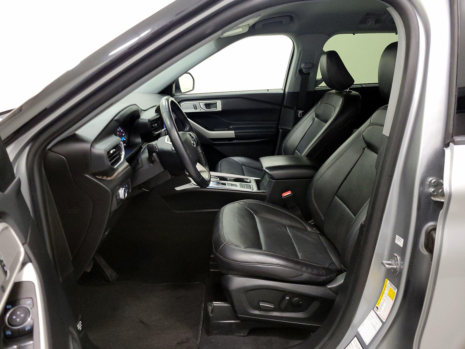 Thumbnail: 2022 Ford Explorer - 11