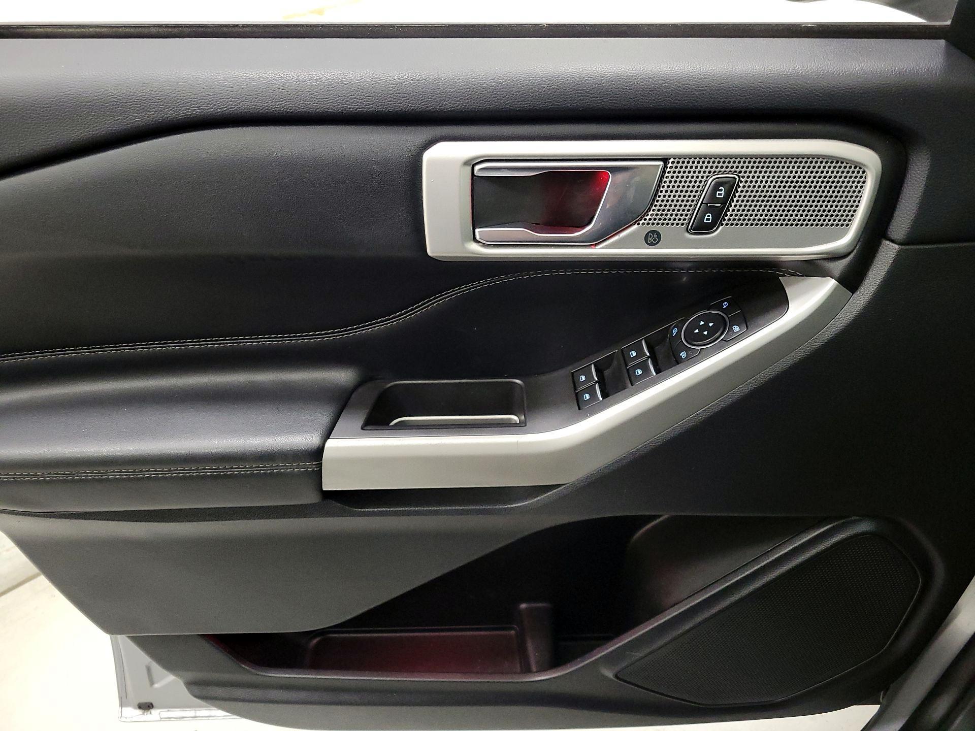 Thumbnail: 2022 Ford Explorer - 12