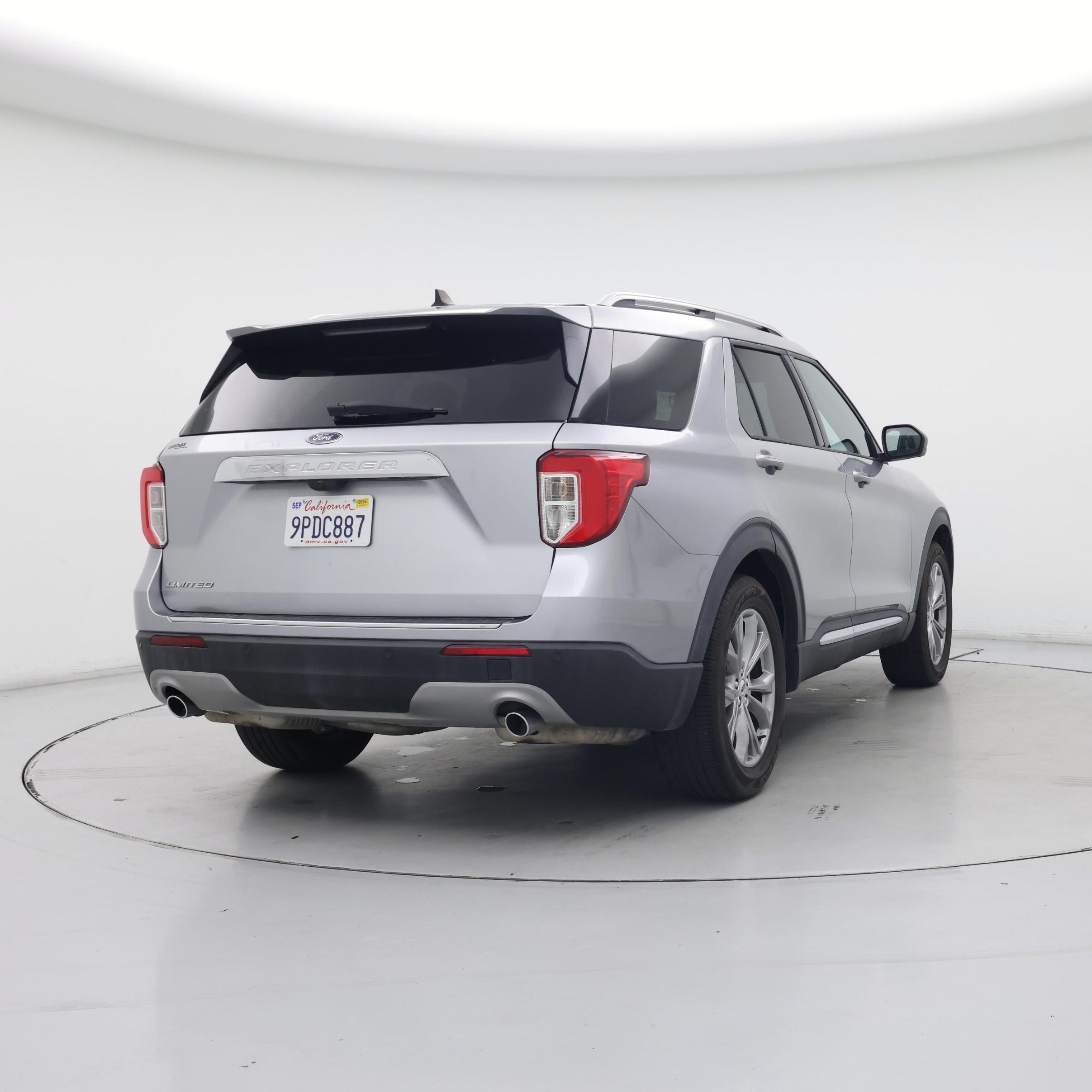 Thumbnail: 2022 Ford Explorer - 8