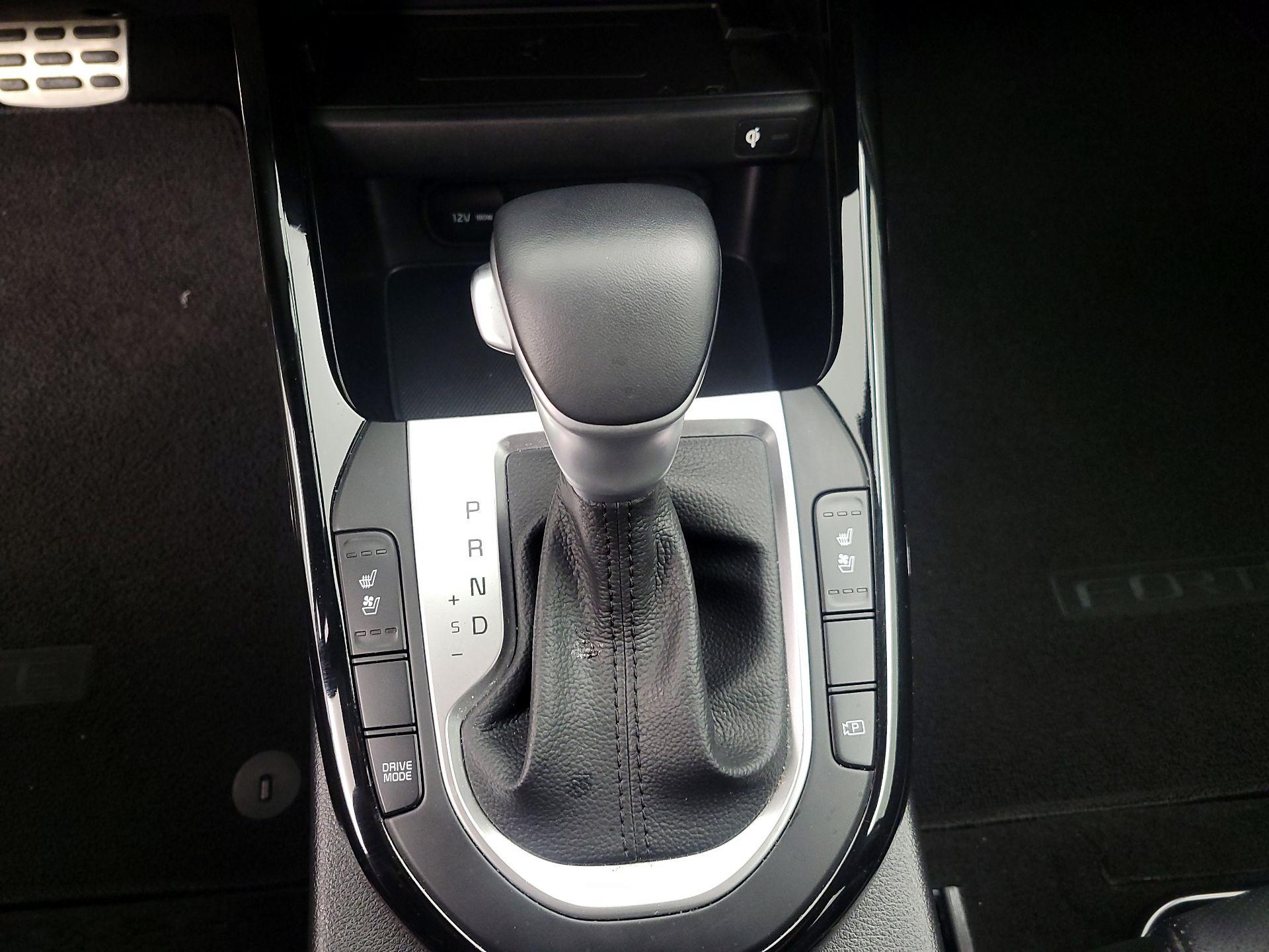 Thumbnail: 2023 Kia Forte - 18