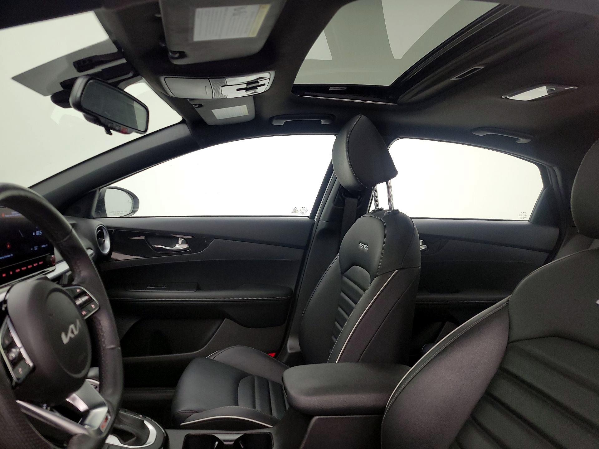 Thumbnail: 2023 Kia Forte - 20