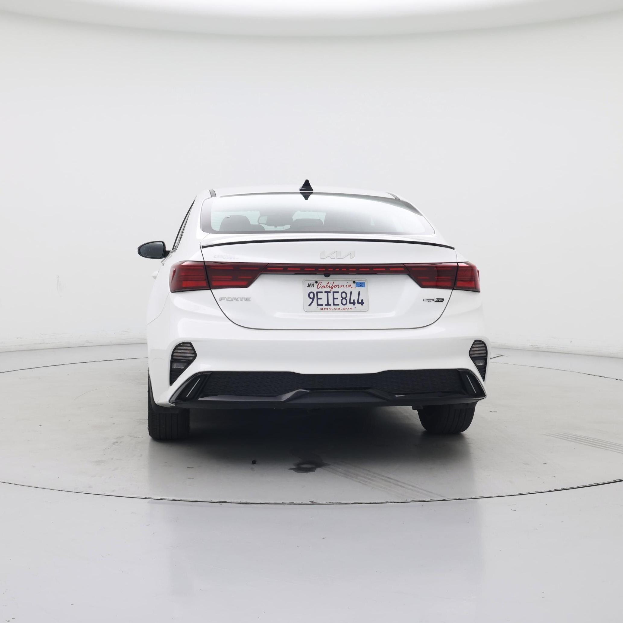 Thumbnail: 2023 Kia Forte - 6