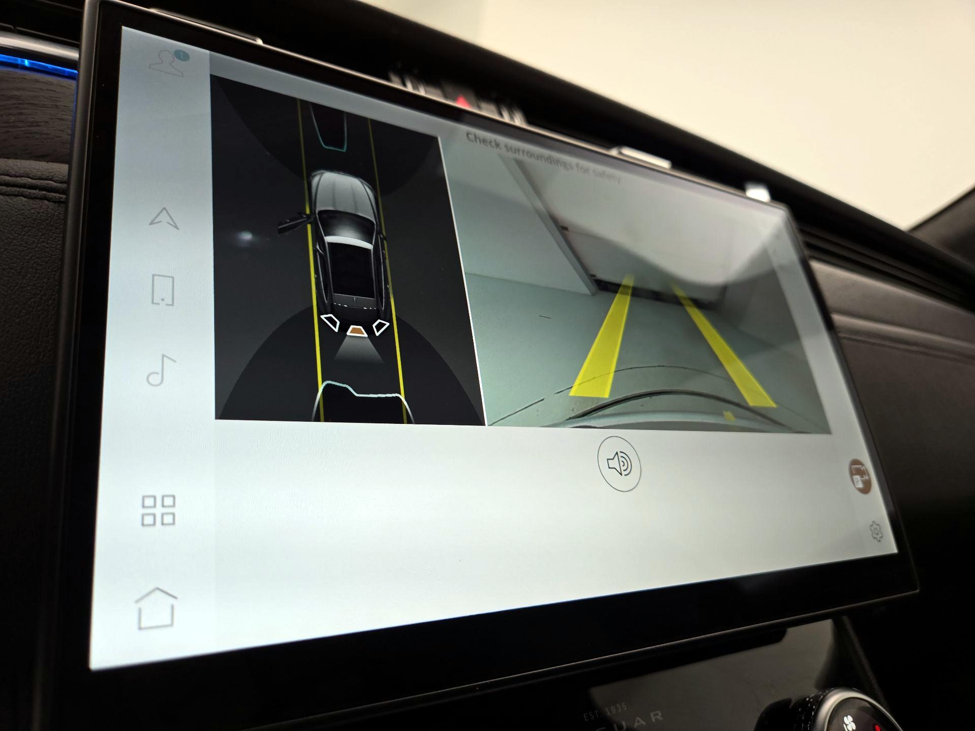 Thumbnail: 2023 Jaguar F-Pace - 15