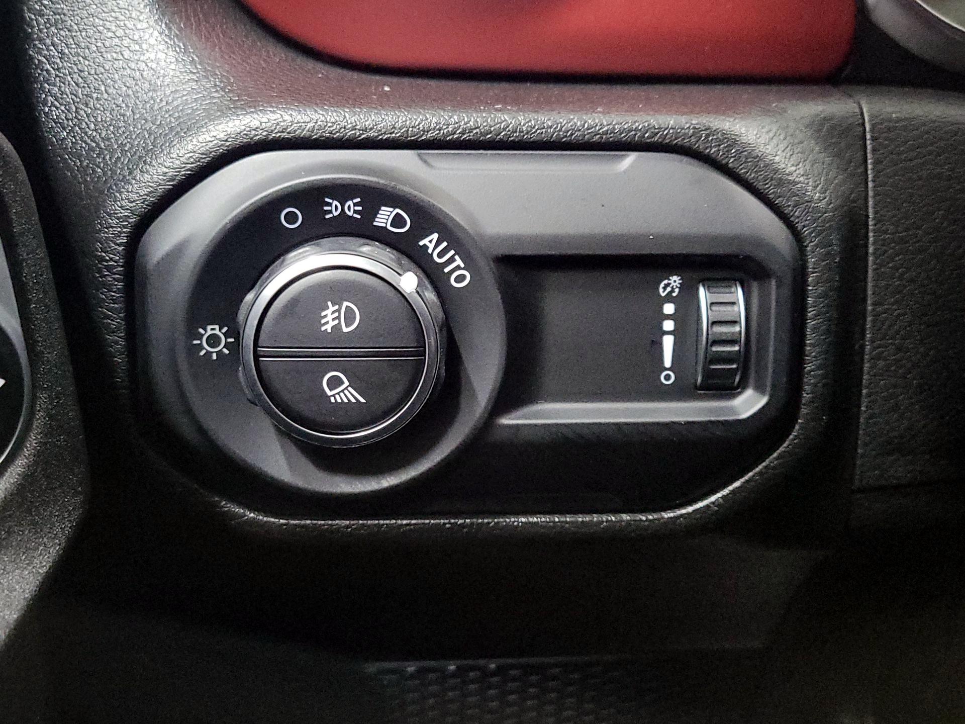 Thumbnail: 2023 Jeep Gladiator - 13