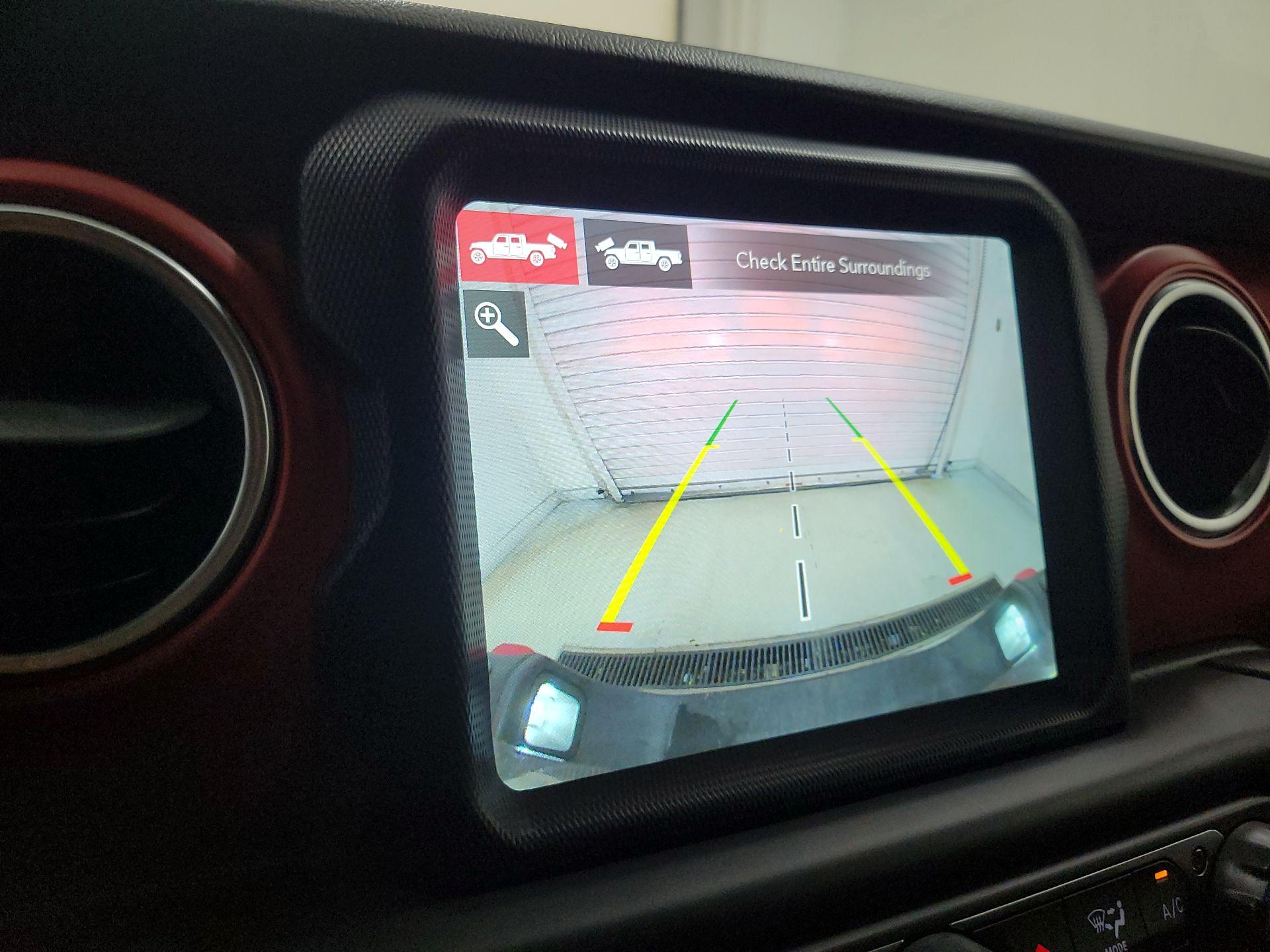 Thumbnail: 2023 Jeep Gladiator - 15