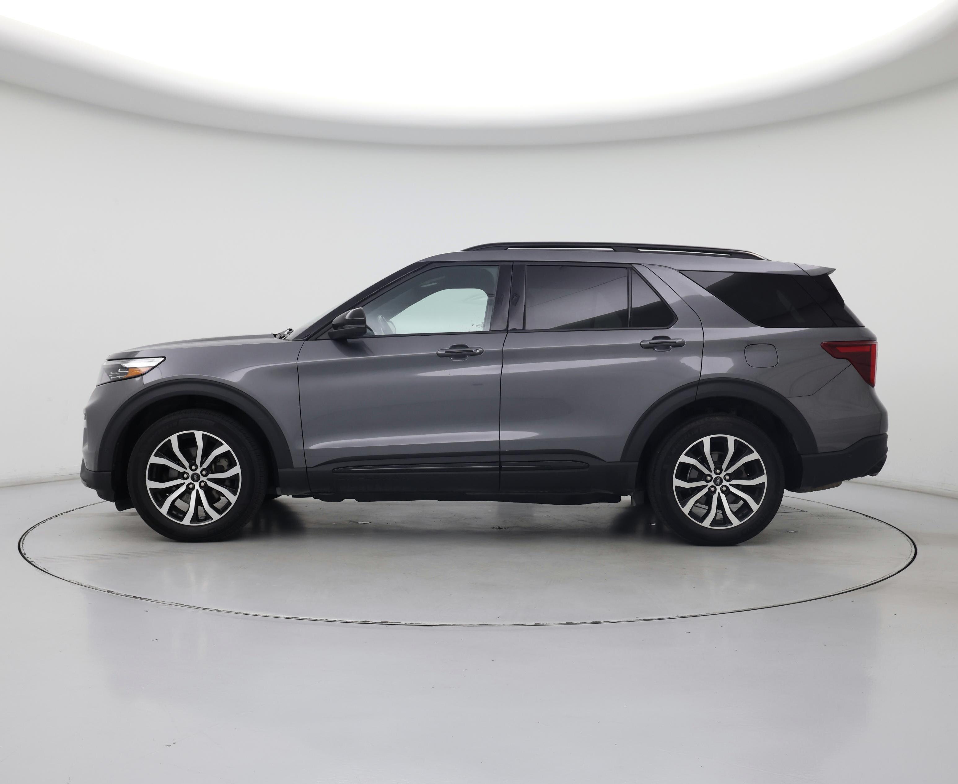 Thumbnail: 2021 Ford Explorer - 3