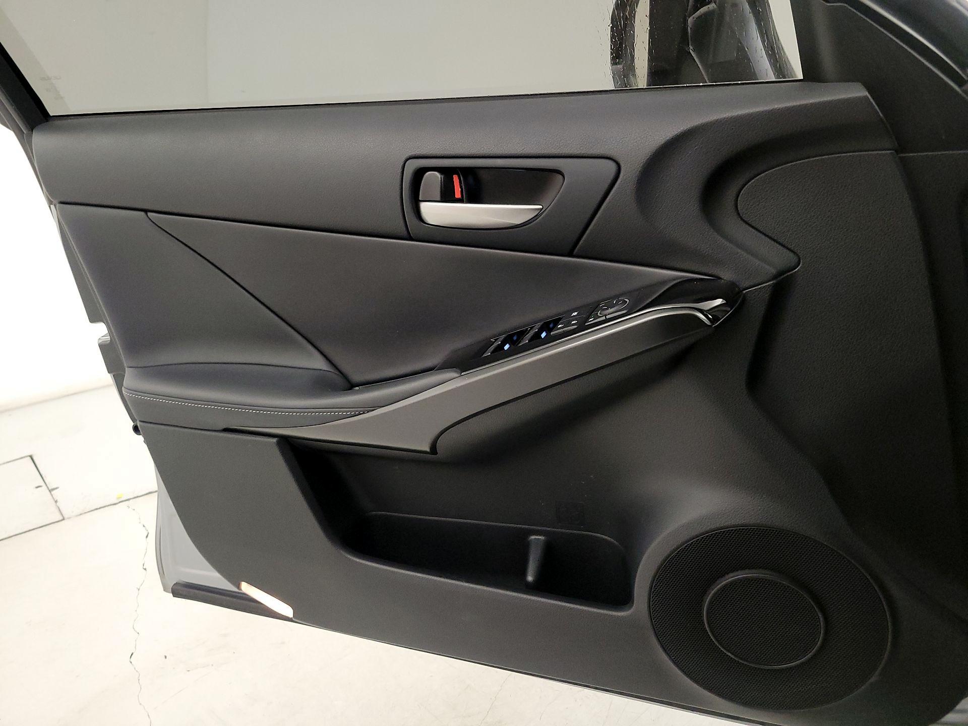 Thumbnail: 2023 Lexus IS - 12