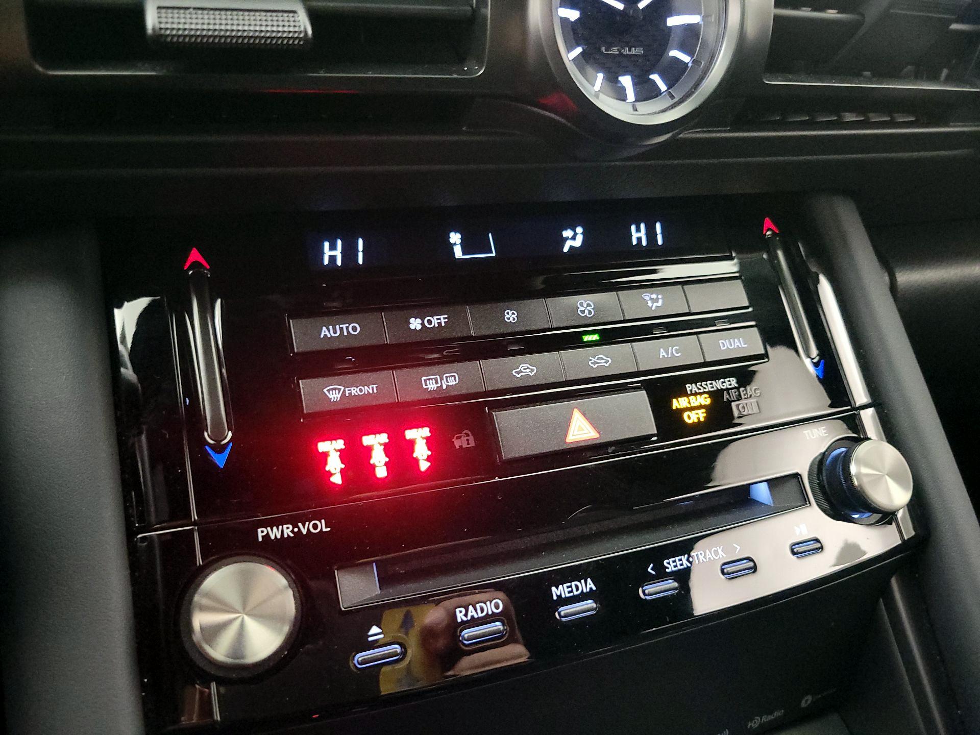 Thumbnail: 2023 Lexus IS - 16