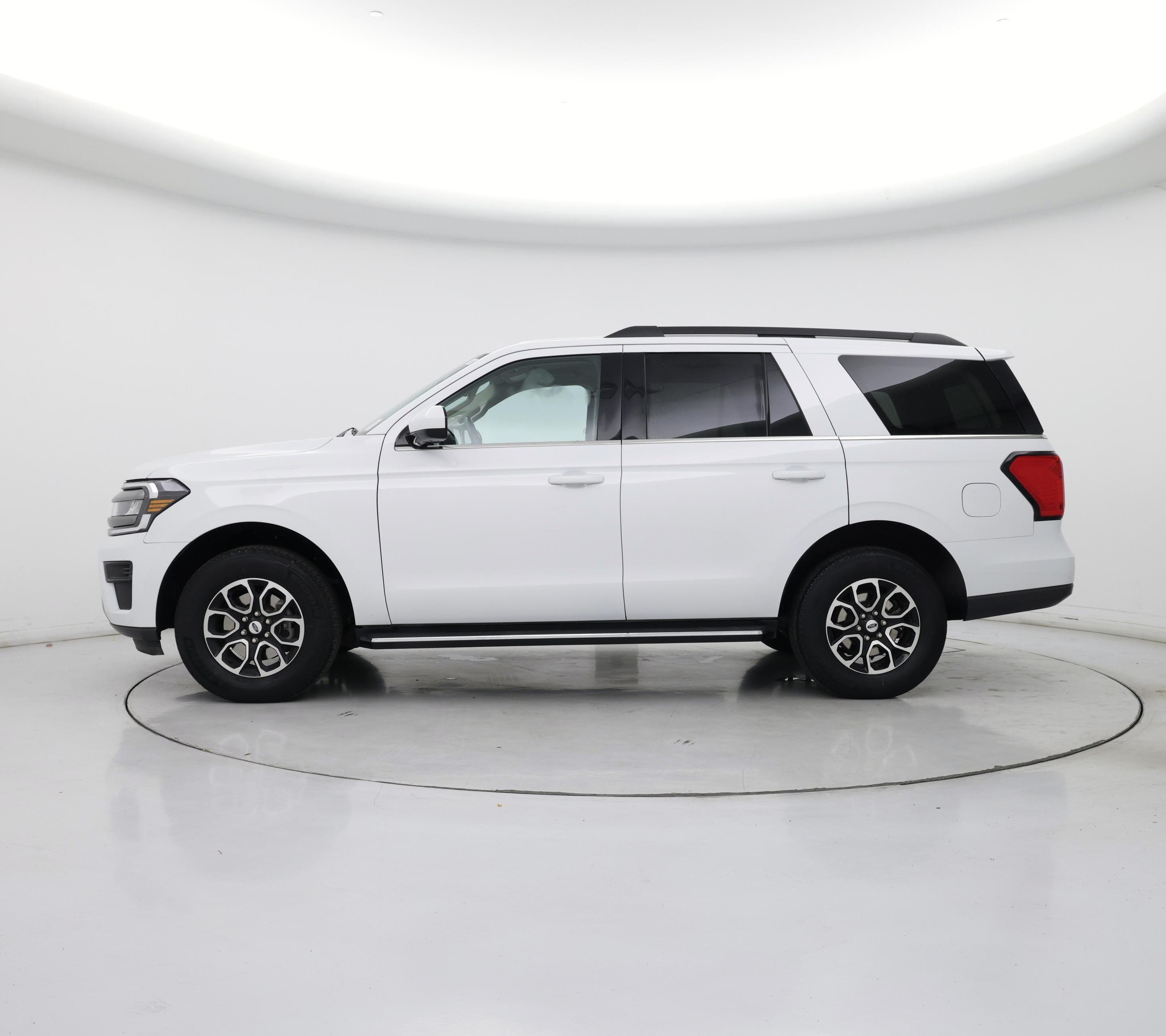 Thumbnail: 2023 Ford Expedition - 3