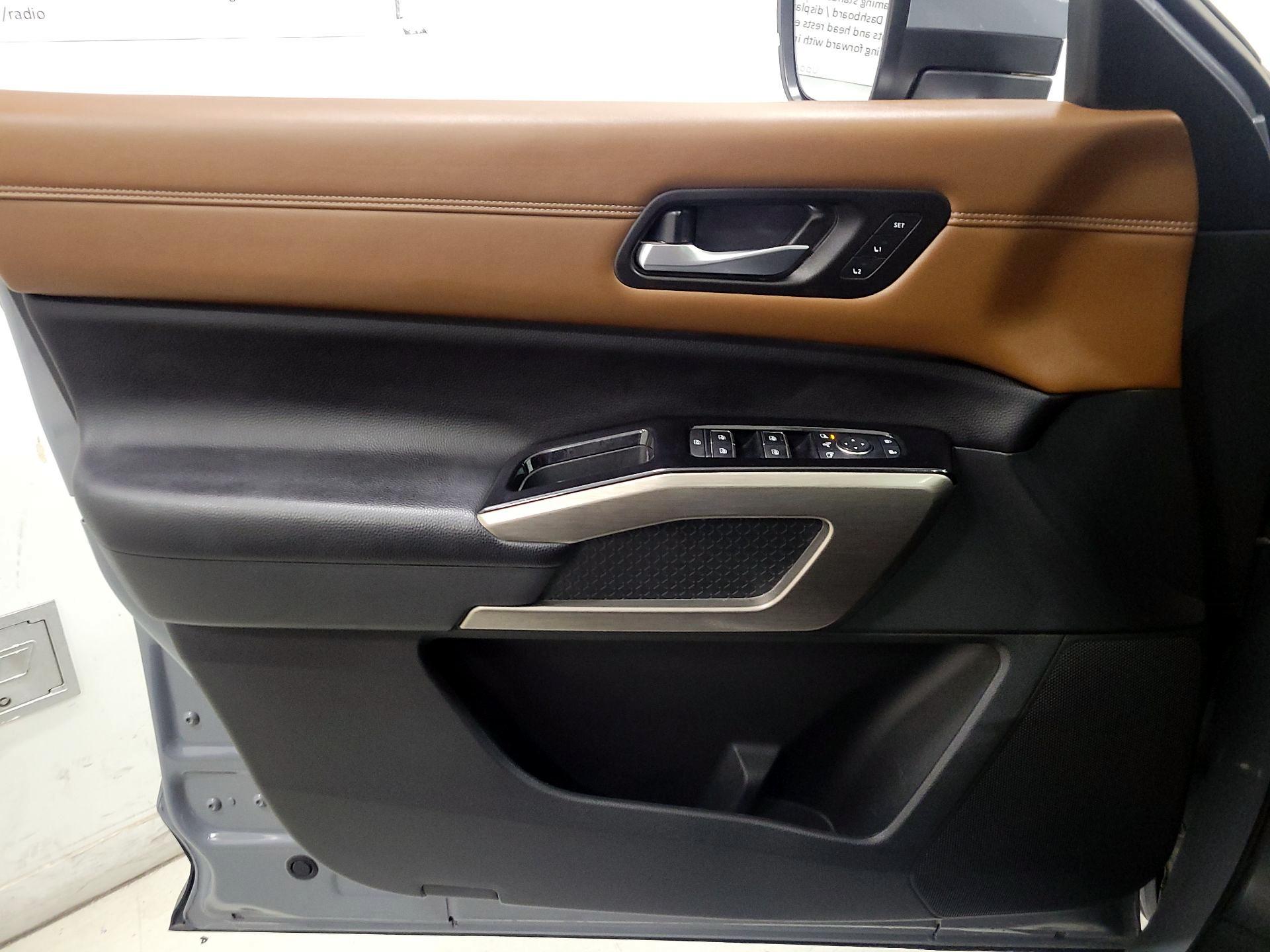 Thumbnail: 2023 Nissan Pathfinder - 12