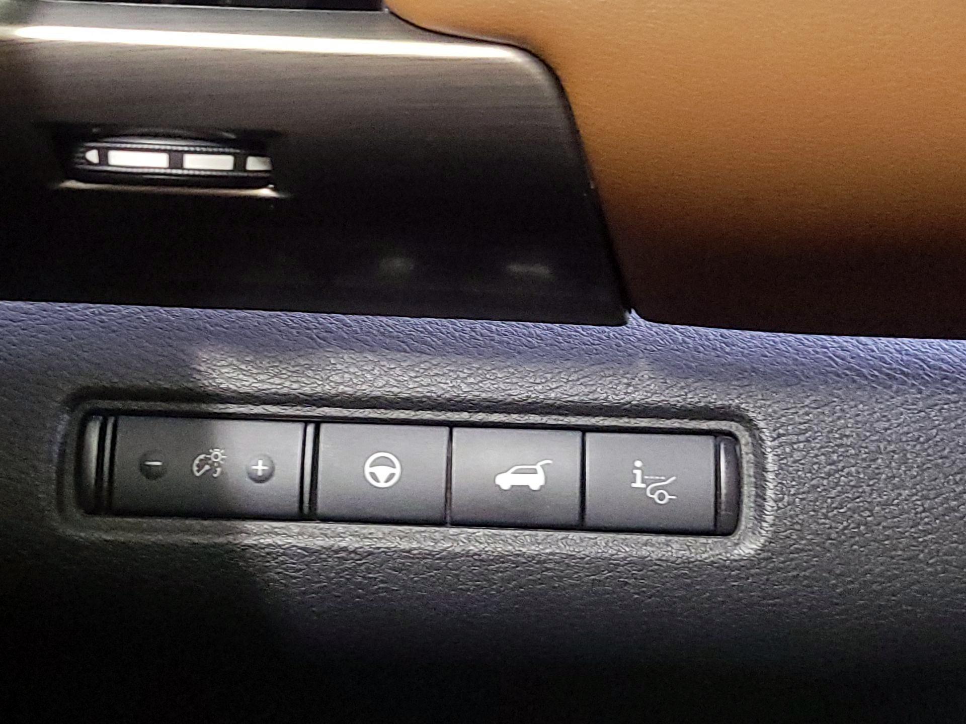 Thumbnail: 2023 Nissan Pathfinder - 13