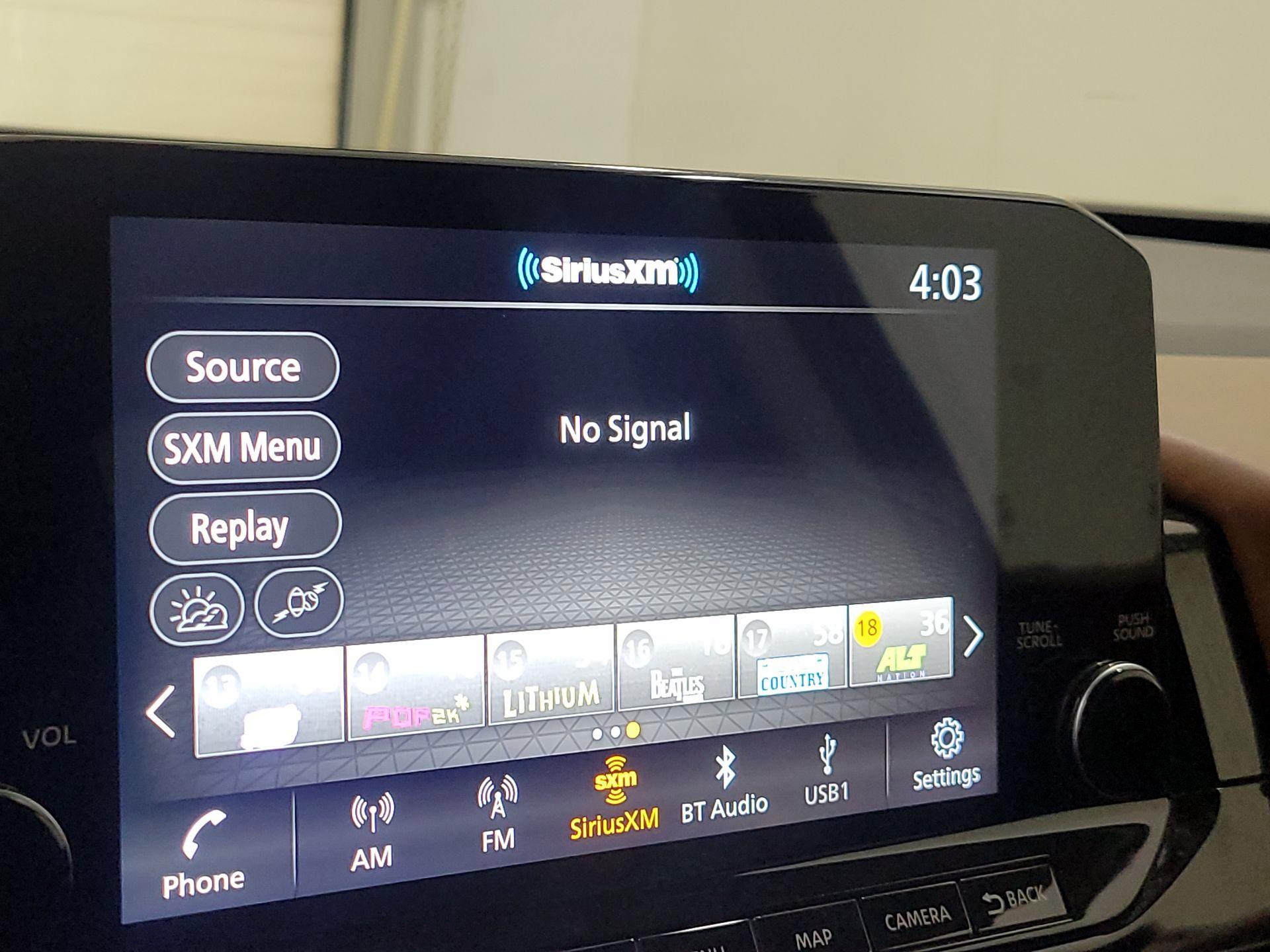 Thumbnail: 2023 Nissan Pathfinder - 16