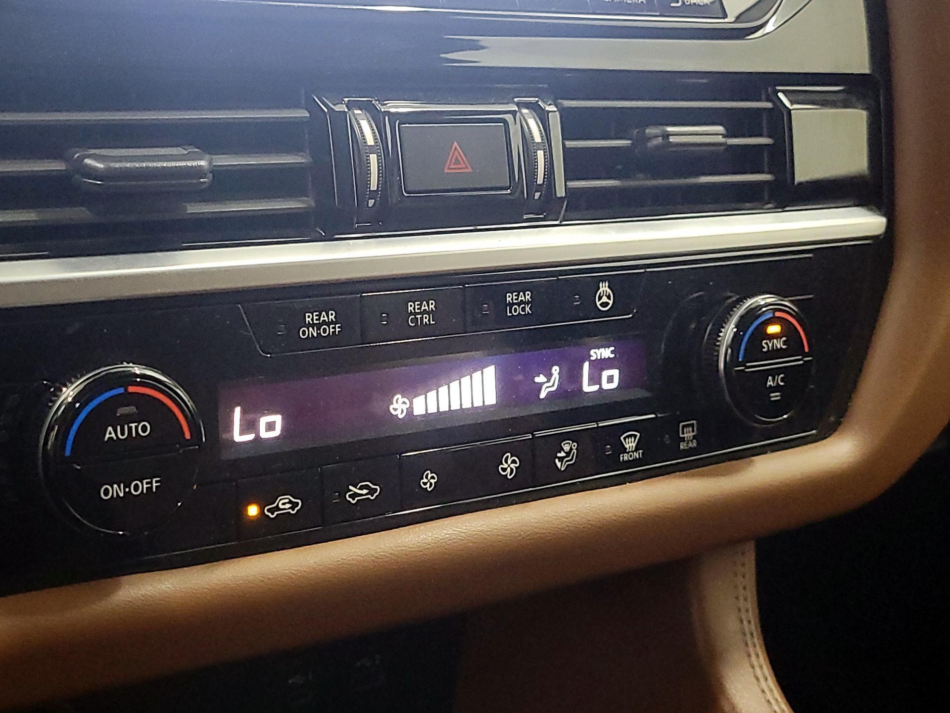 Thumbnail: 2023 Nissan Pathfinder - 17