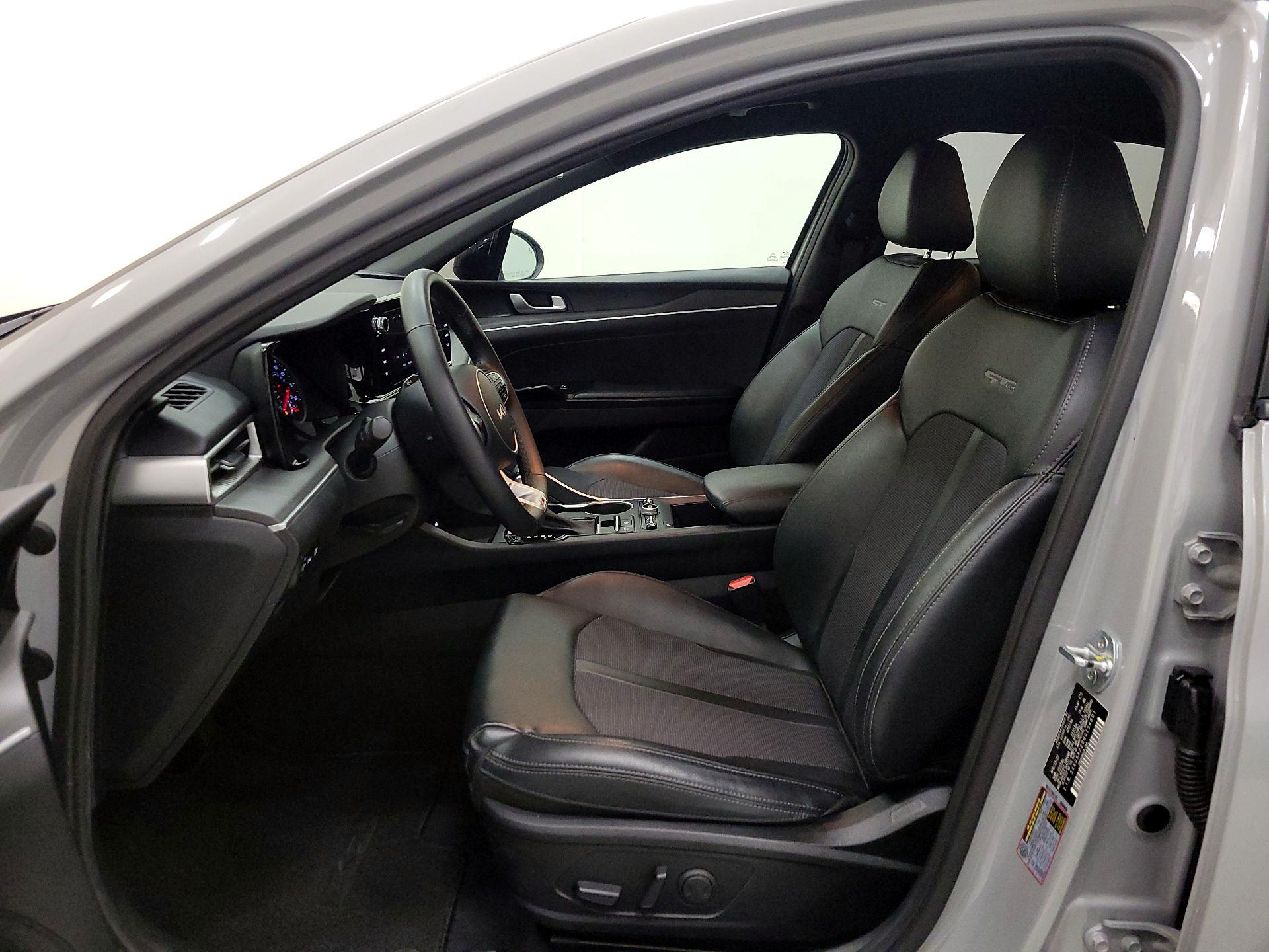 Thumbnail: 2022 Kia K5 - 11