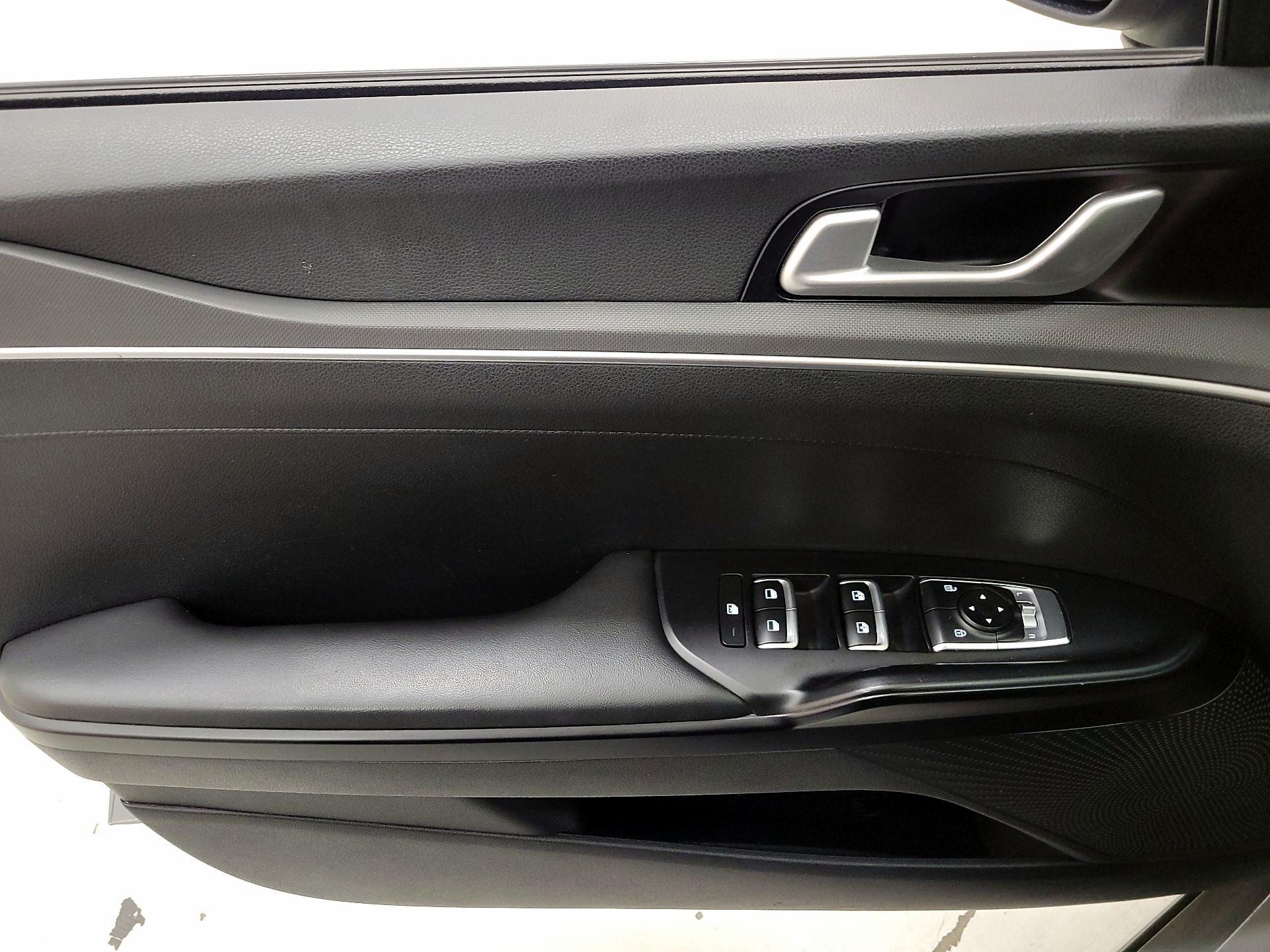 Thumbnail: 2022 Kia K5 - 12