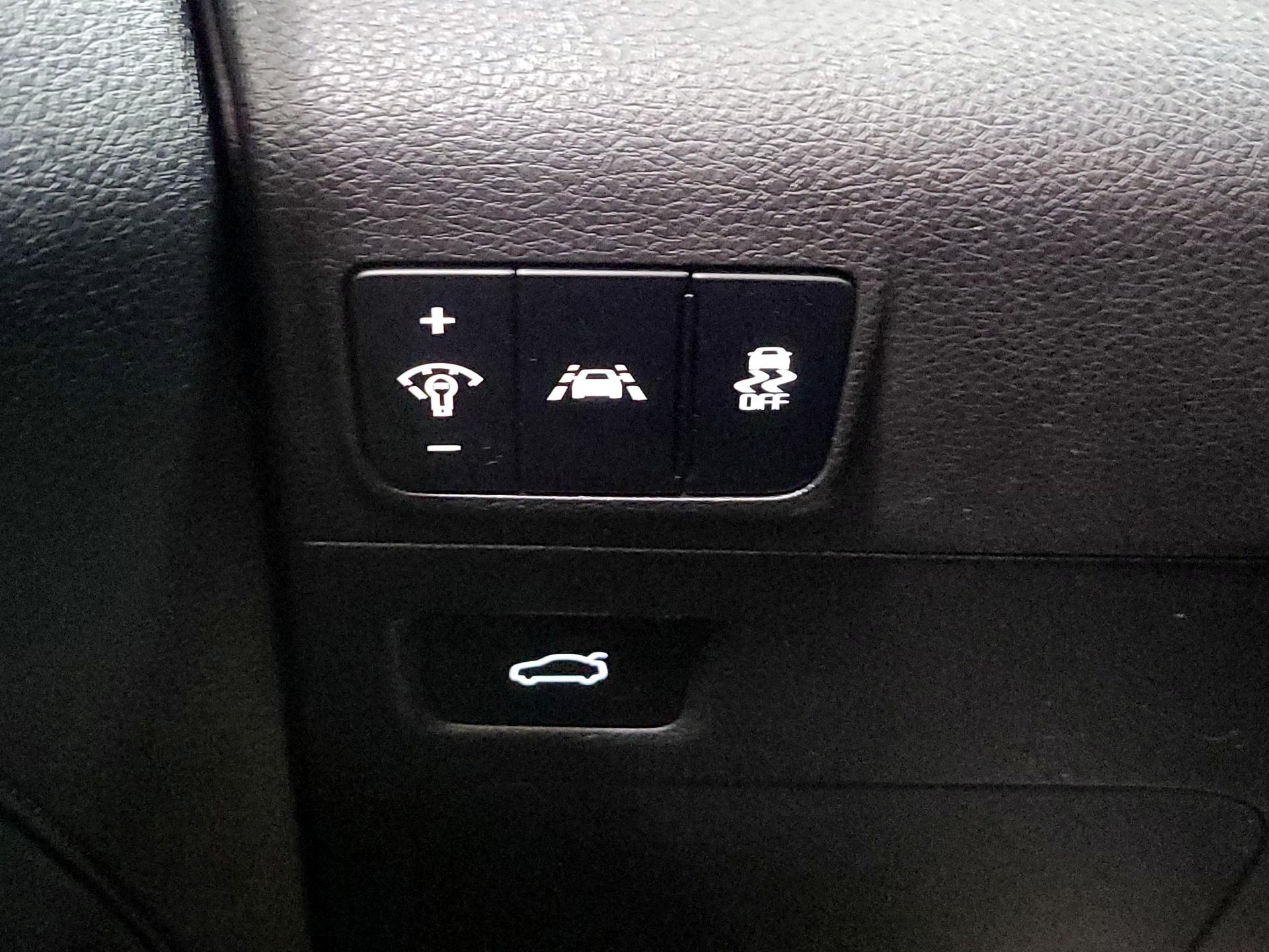 Thumbnail: 2022 Kia K5 - 13