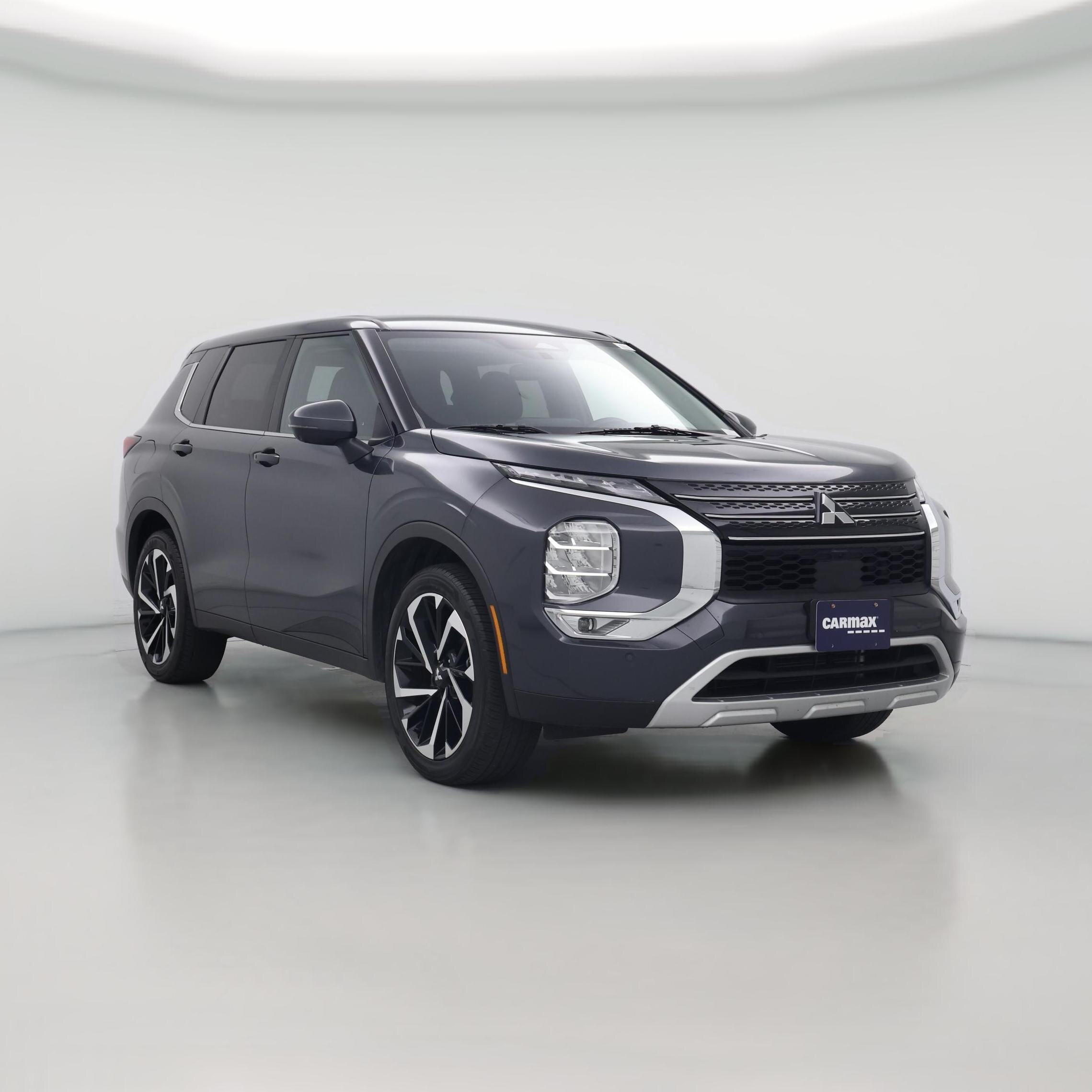 Thumbnail: 2024 Mitsubishi Outlander - 1